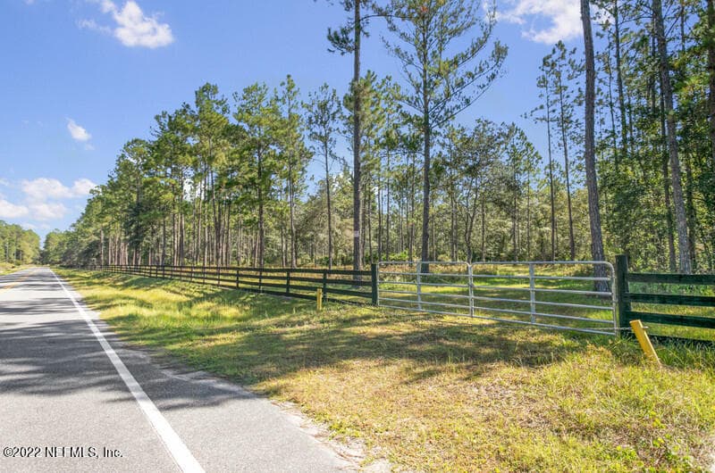 Photo 4 of 0 FOXTAIL Avenue, Middleburg, FL 32068