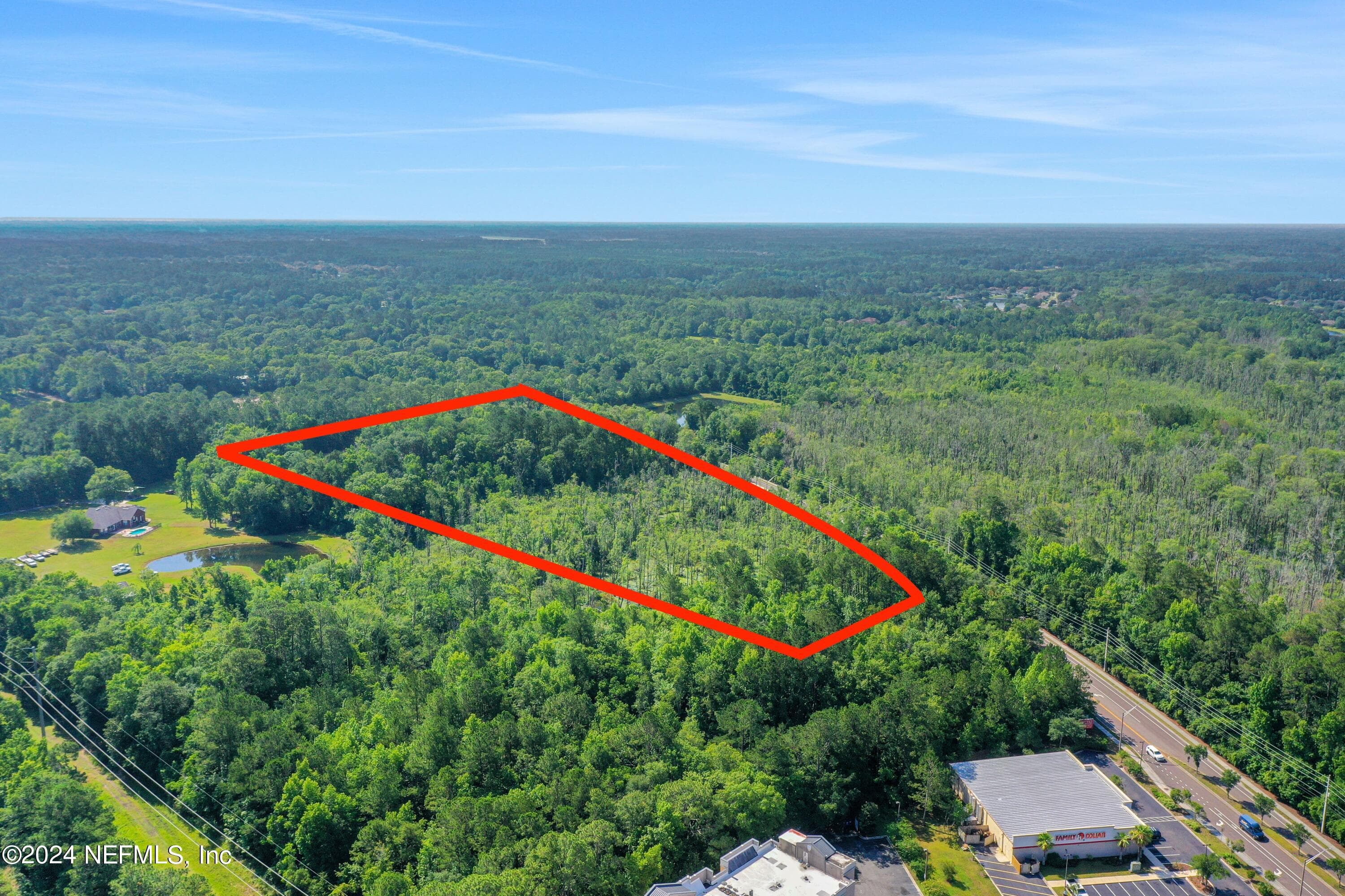 Photo 4 of 10745 CRYSTAL SPRINGS Road, Jacksonville, FL 32221
