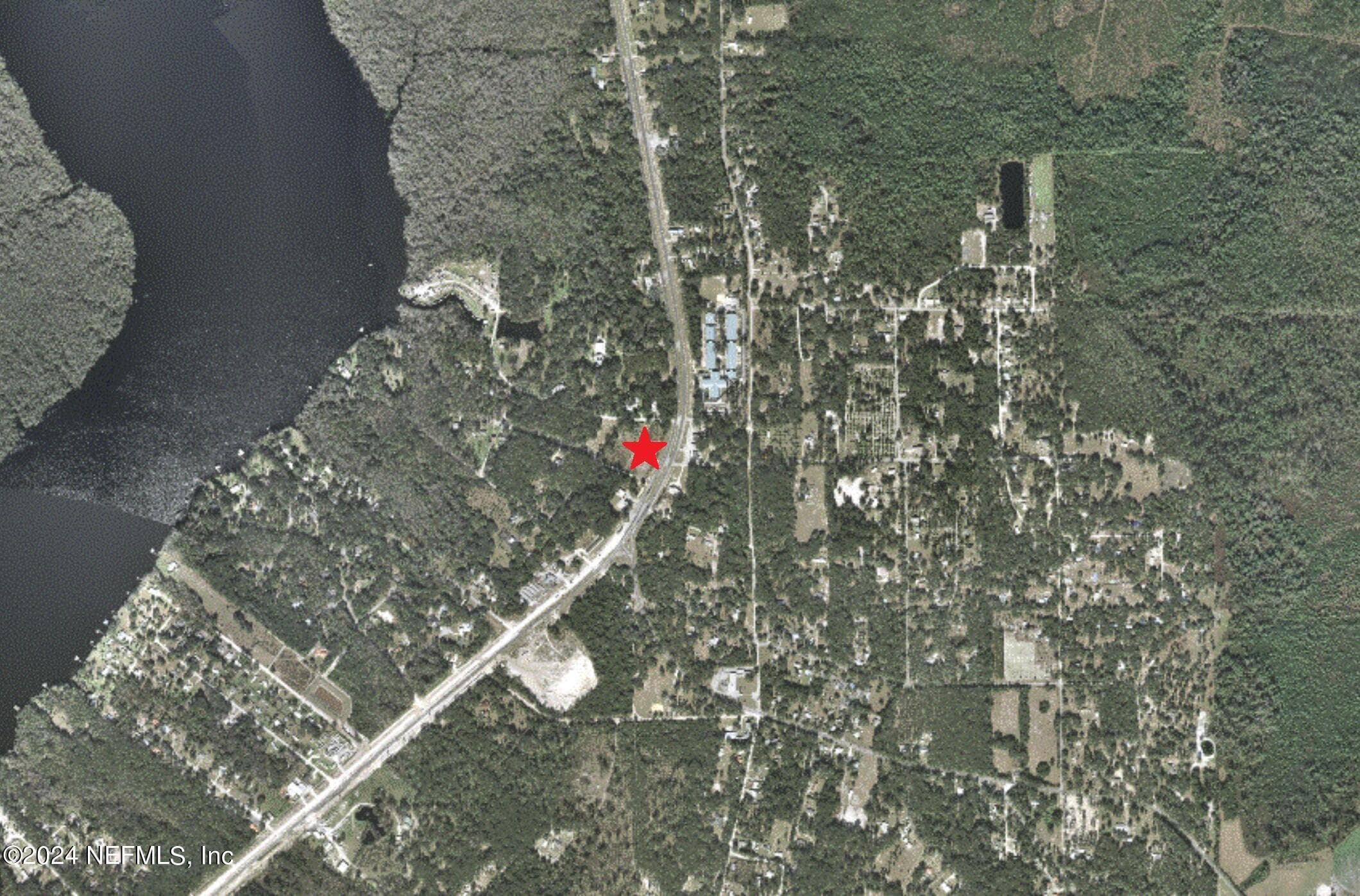Photo 3 of 541 S HIGHWAY 17, San Mateo, FL 32187