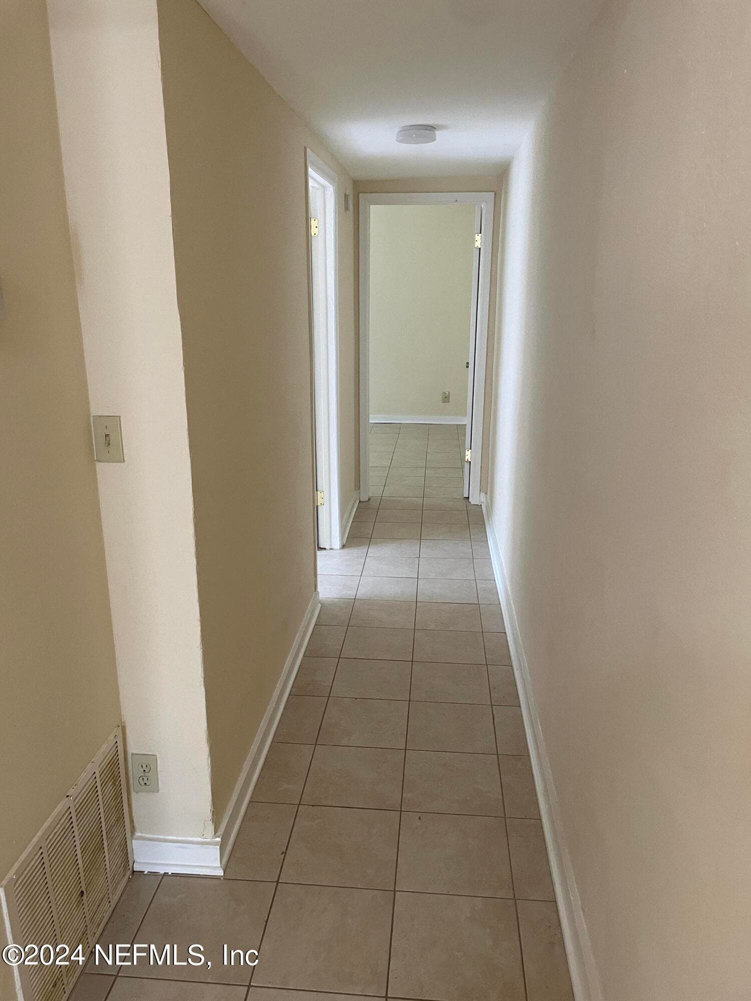 Photo 6 of 2171 W 40TH Street, Jacksonville, FL 32209