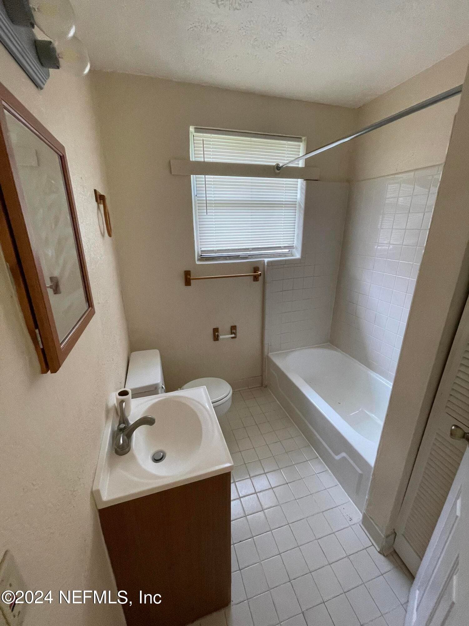 Photo 7 of 2171 W 40TH Street, Jacksonville, FL 32209