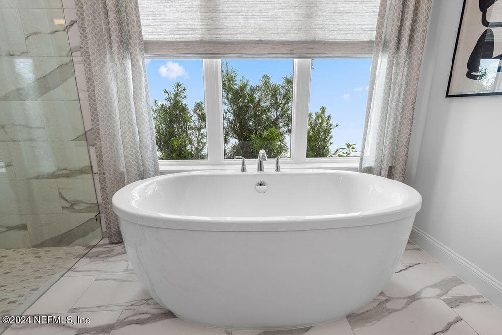 Owners Suite Tub — 94 CORONADO Road, Flagler Beach, FL 32136
