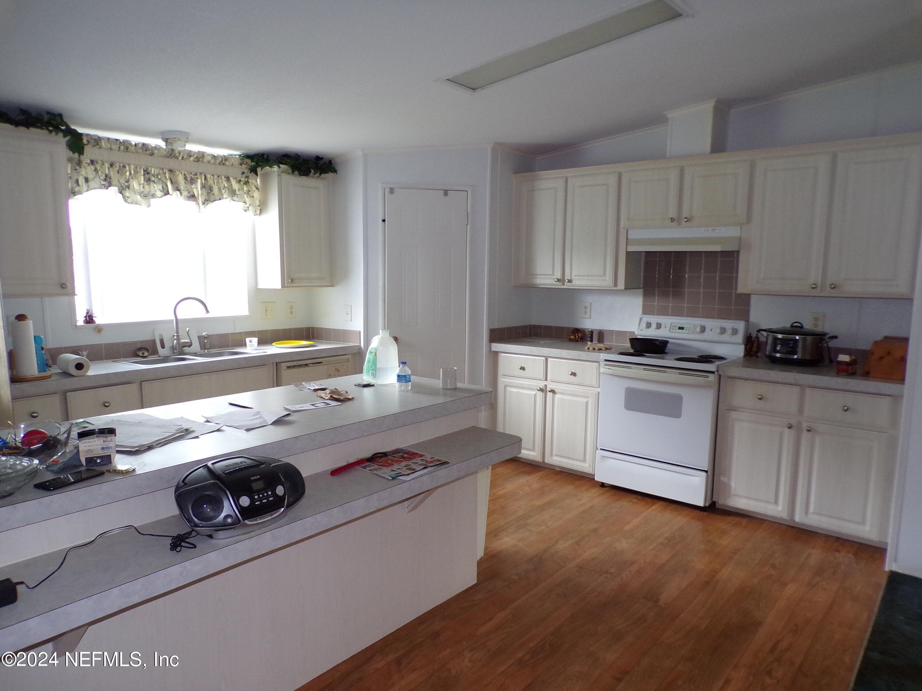 Photo 12 of 10642 EAST BAY Road, Gibsonton, FL 33534