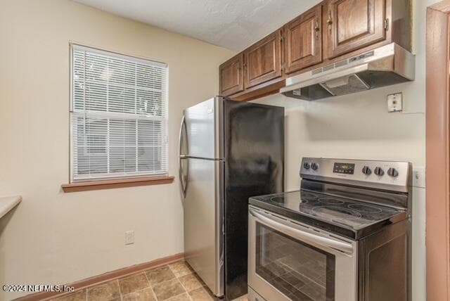 Mother-in-law kitchen — 1541 BOULEVARD, Jacksonville, FL 32206