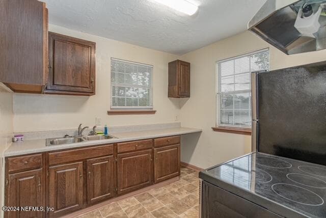 Mother-in-law kitchen — 1541 BOULEVARD, Jacksonville, FL 32206