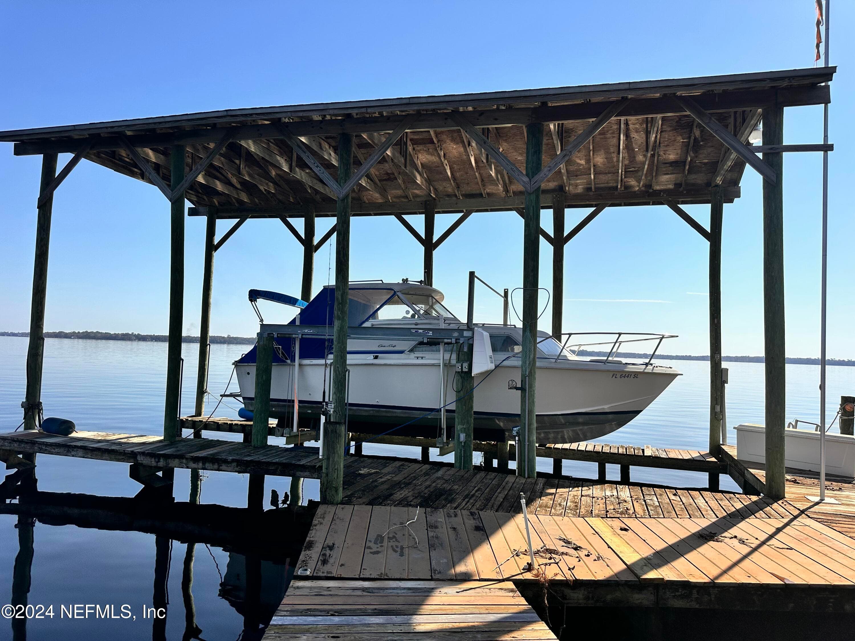 Photo 5 of 5287 DEER ISLAND Road, Green Cove Springs, FL 32043