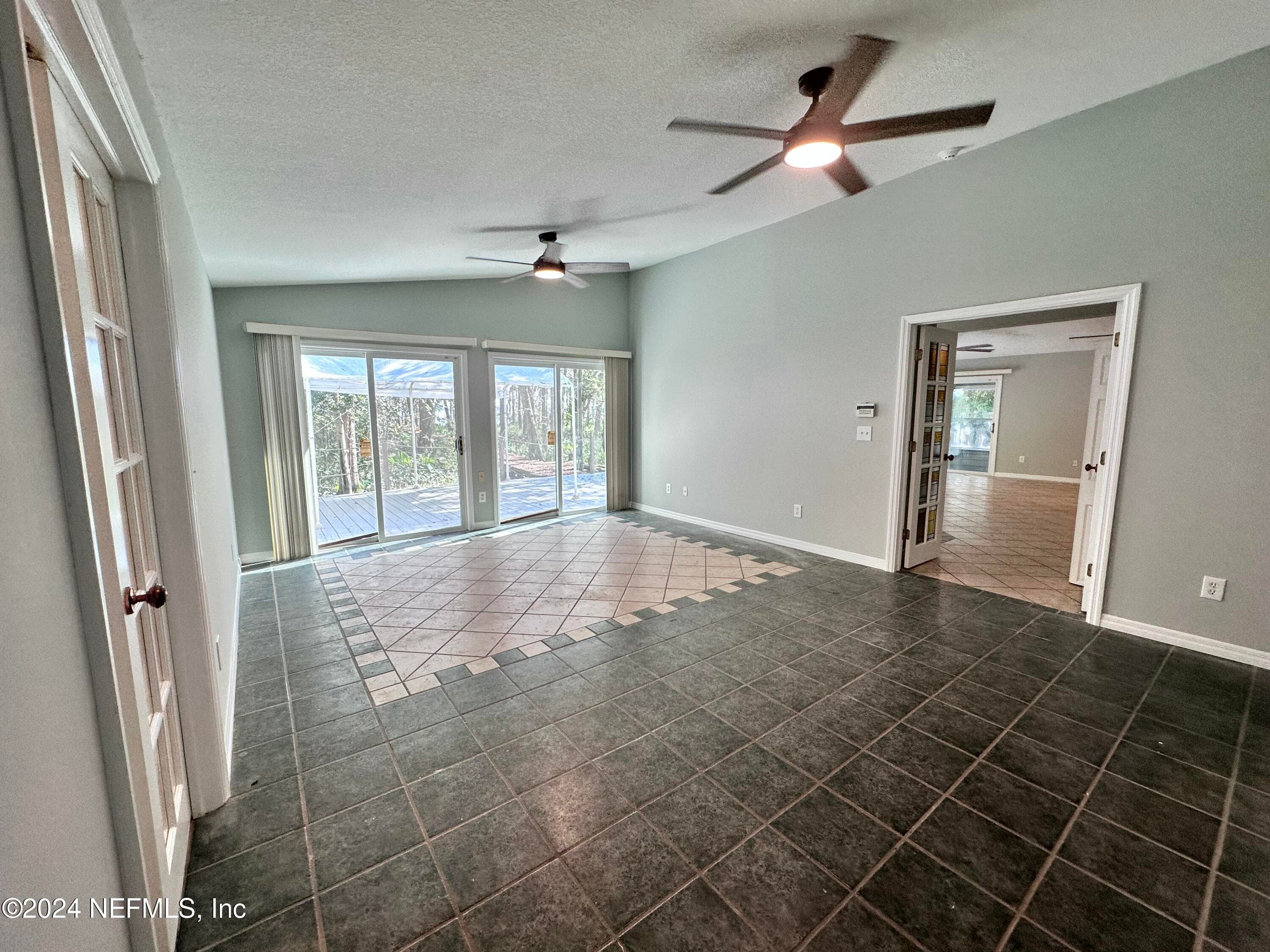 Photo 13 of 5287 DEER ISLAND Road, Green Cove Springs, FL 32043