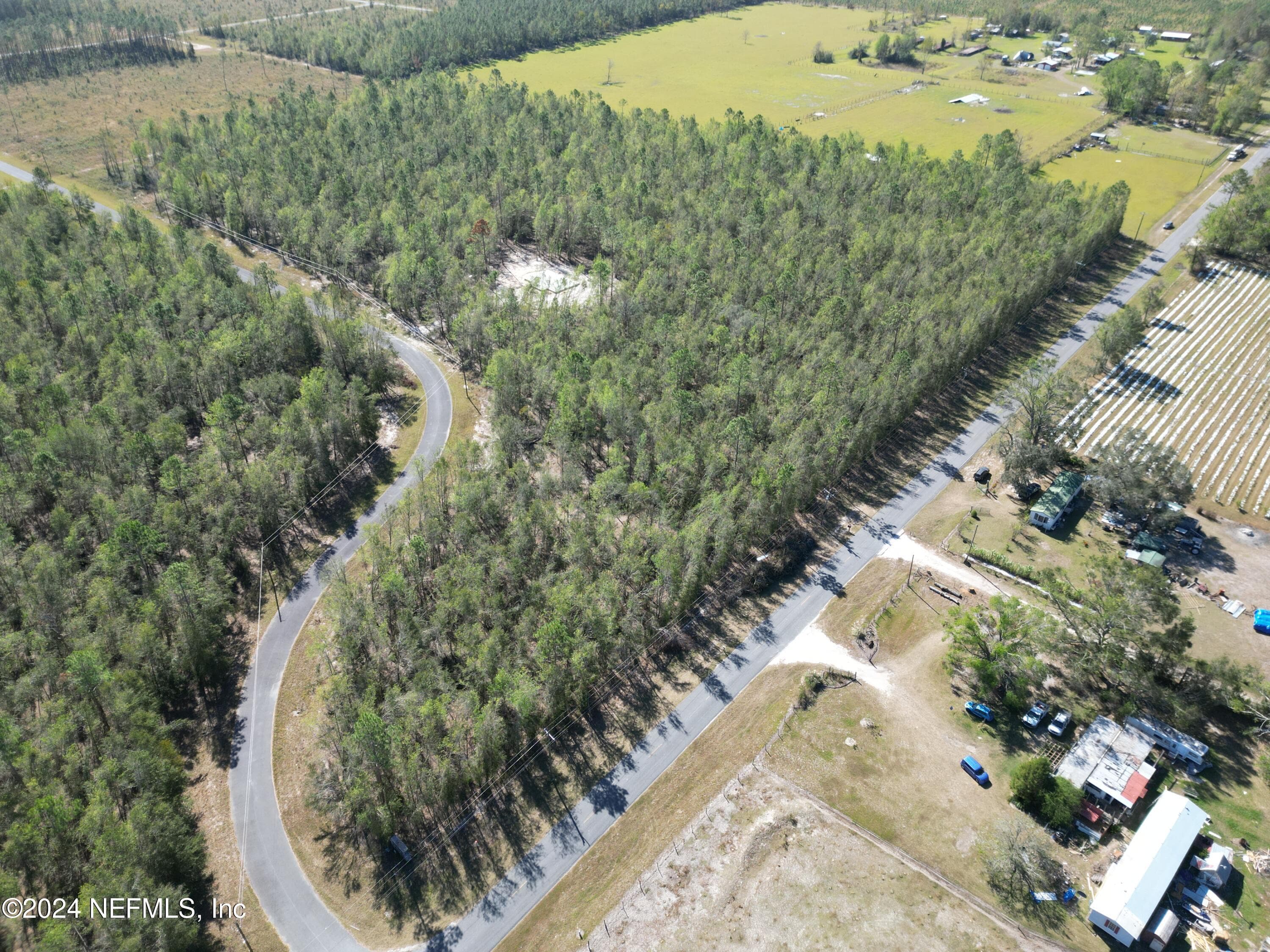 Photo 2 of TBD 4.72 ACRES 209TH Court, Live Oak, FL 32060