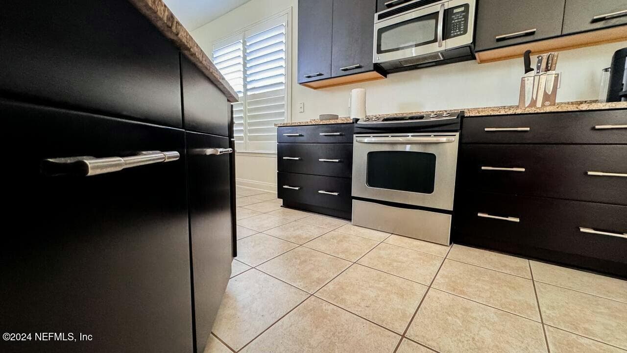 Photo 28 of 2801 ST MAARTEN Court, Jacksonville Beach, FL 32250