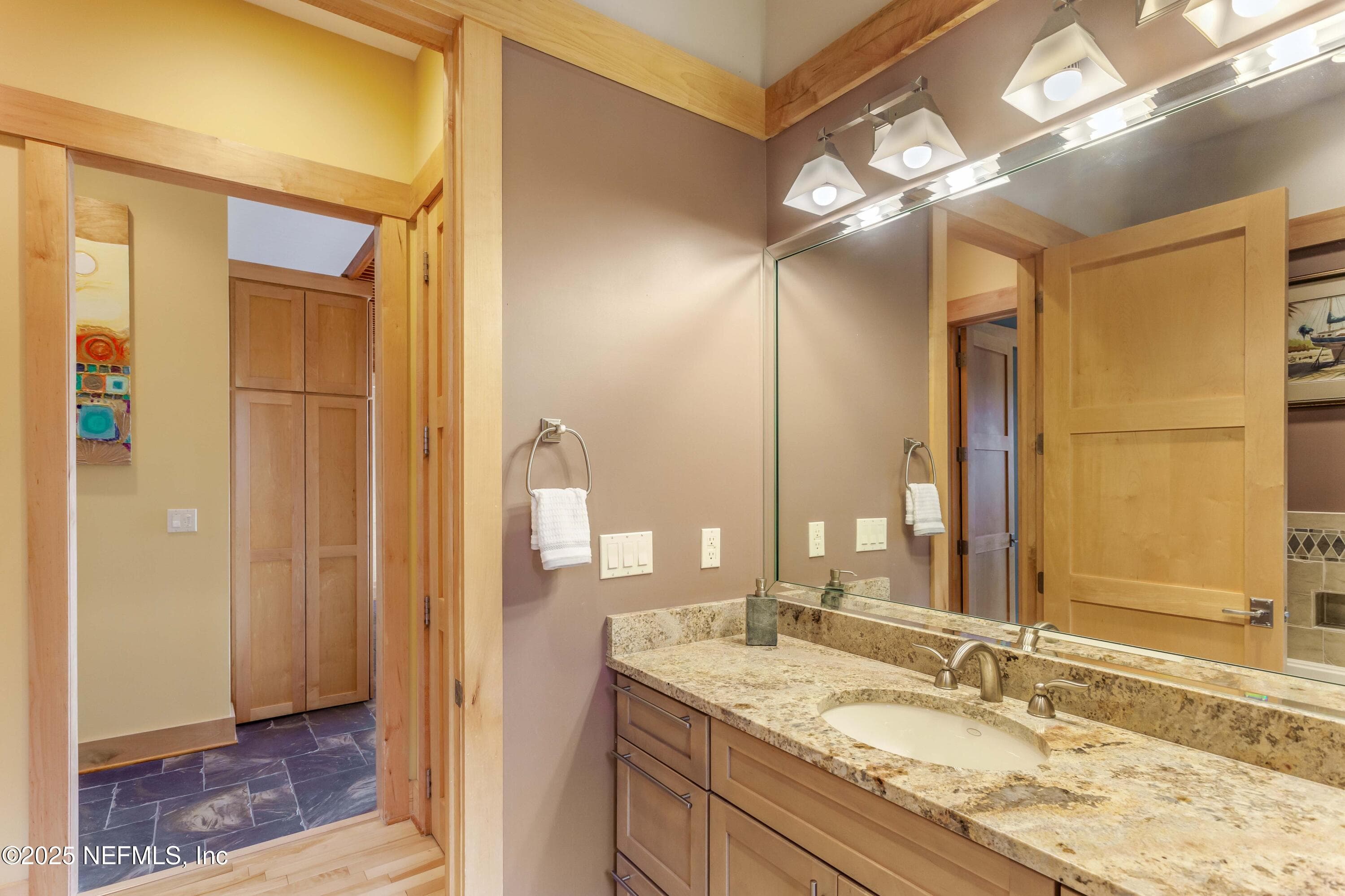 Guest bath — 940564 OLD NASSAUVILLE Road, Fernandina Beach, FL 32034