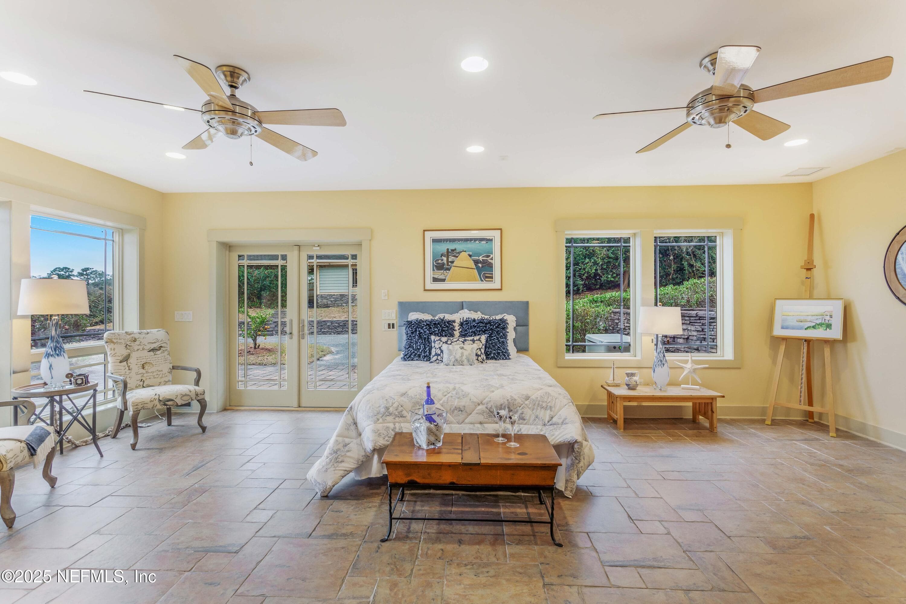Complete guest suite with separate, kitchen, full bath and locks. — 940564 OLD NASSAUVILLE Road, Fernandina Beach, FL 32034