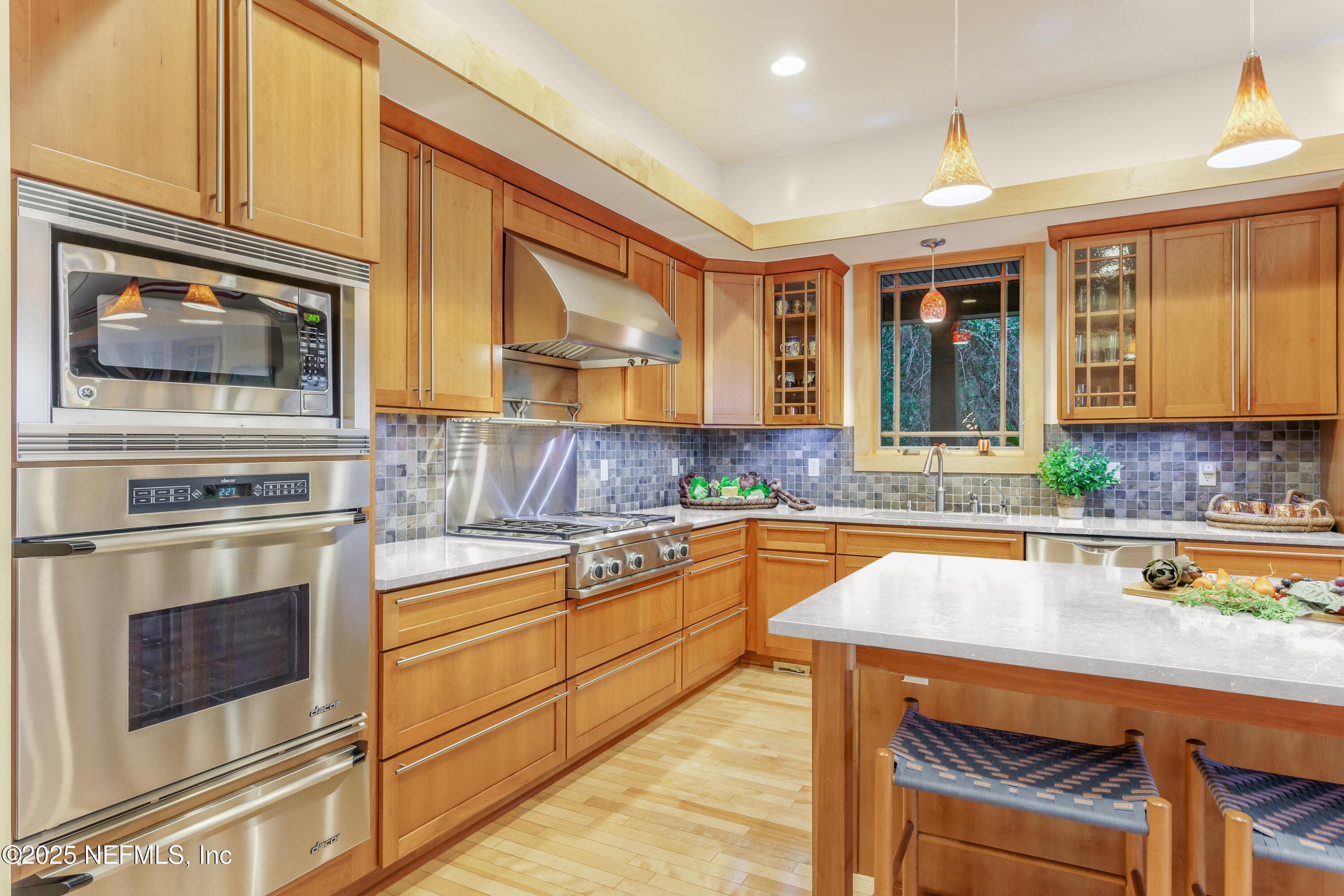 Paint and counter color are virtual. — 940564 OLD NASSAUVILLE Road, Fernandina Beach, FL 32034
