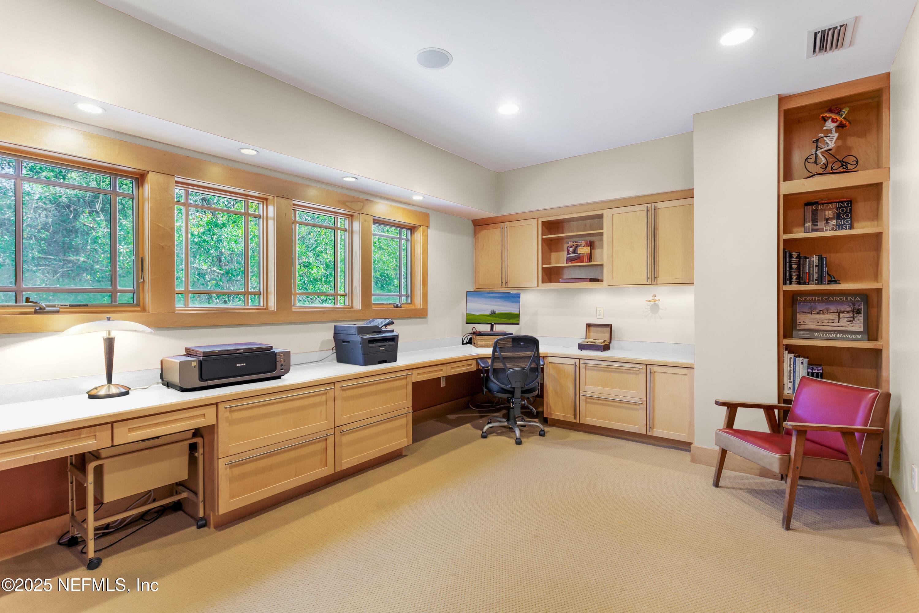 Paint and counter lightened virtually. — 940564 OLD NASSAUVILLE Road, Fernandina Beach, FL 32034