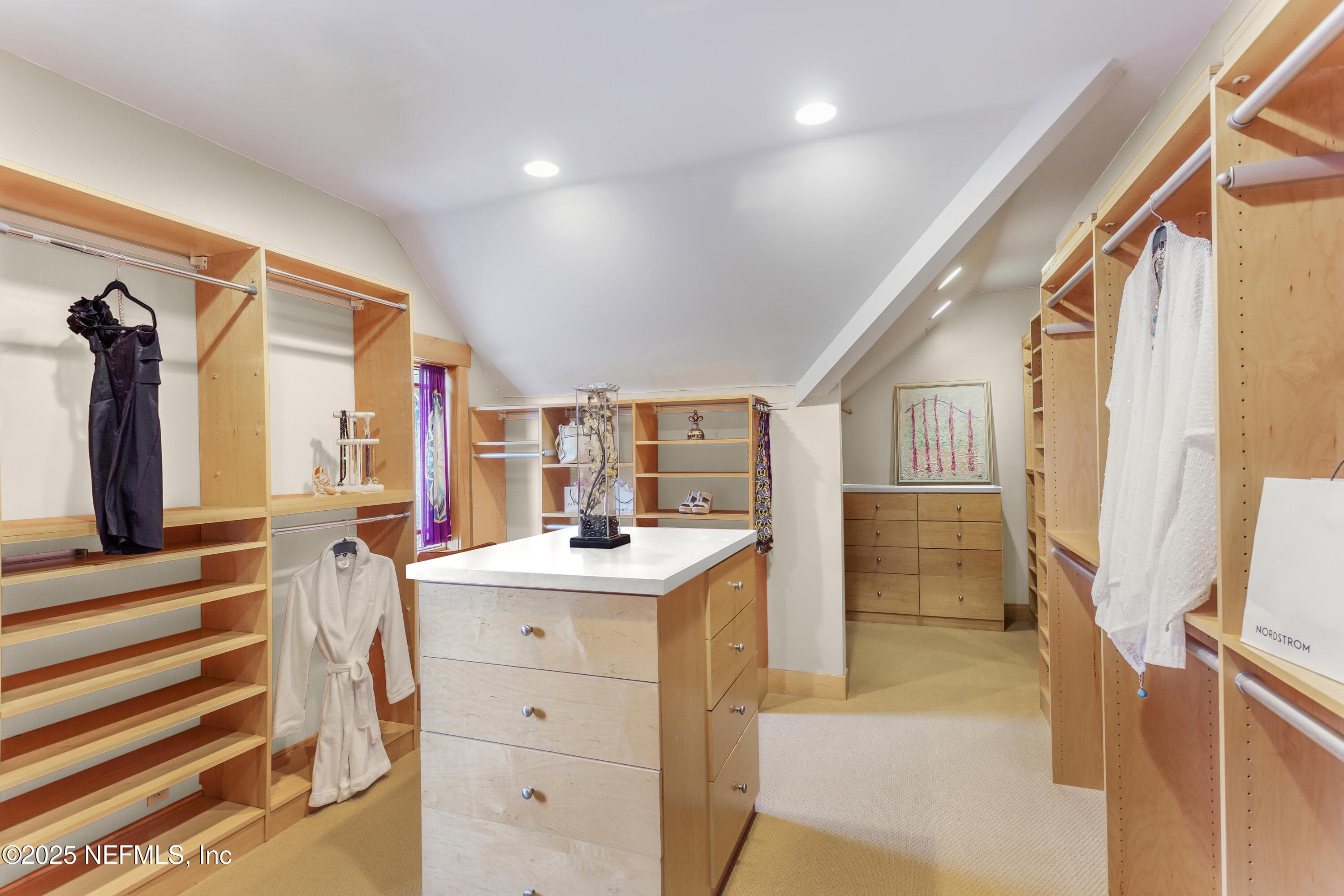 Paint and counter lightened virtually. — 940564 OLD NASSAUVILLE Road, Fernandina Beach, FL 32034