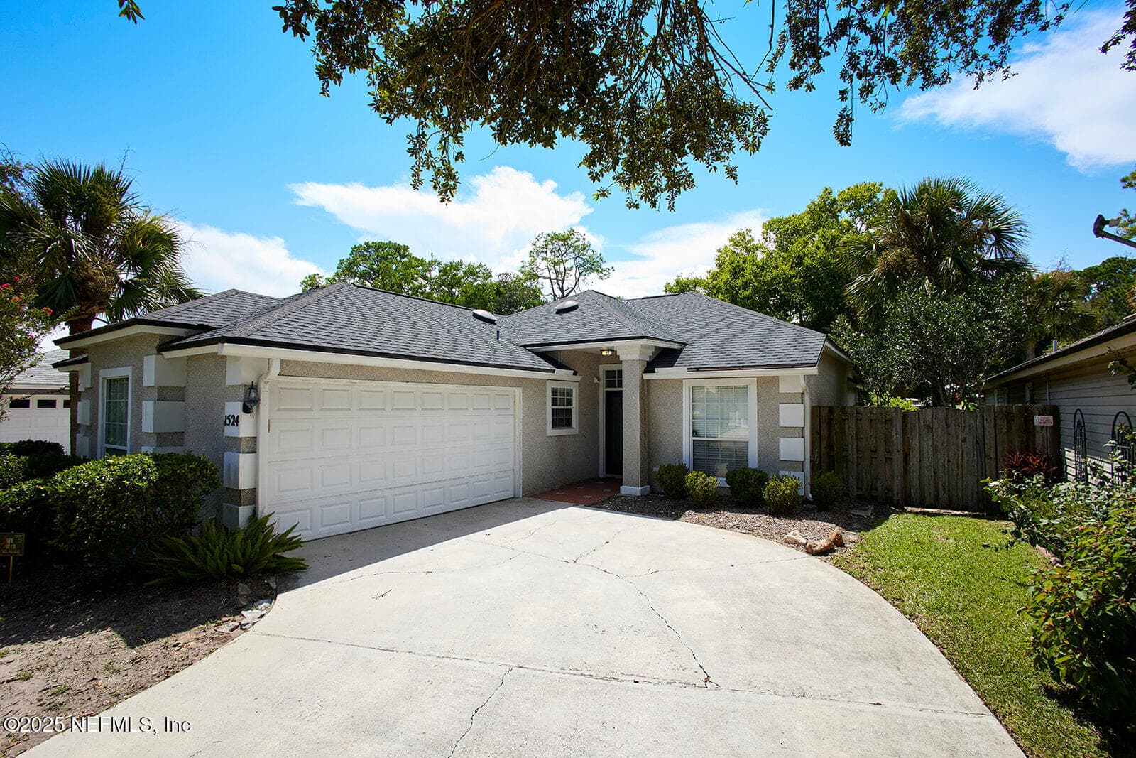 Photo 4 of 1524 LINKSIDE Drive, Atlantic Beach, FL 32233
