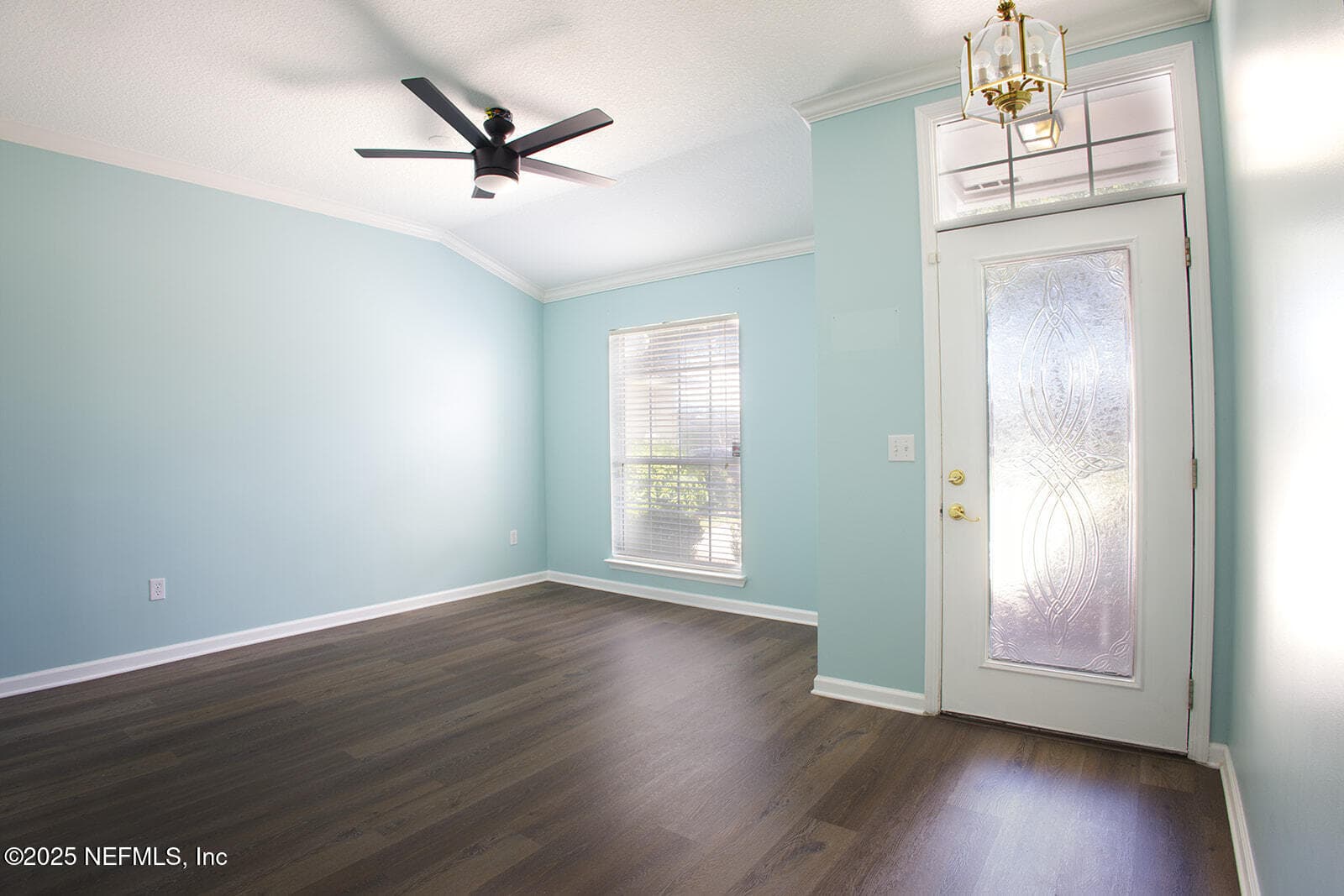 Photo 6 of 1524 LINKSIDE Drive, Atlantic Beach, FL 32233