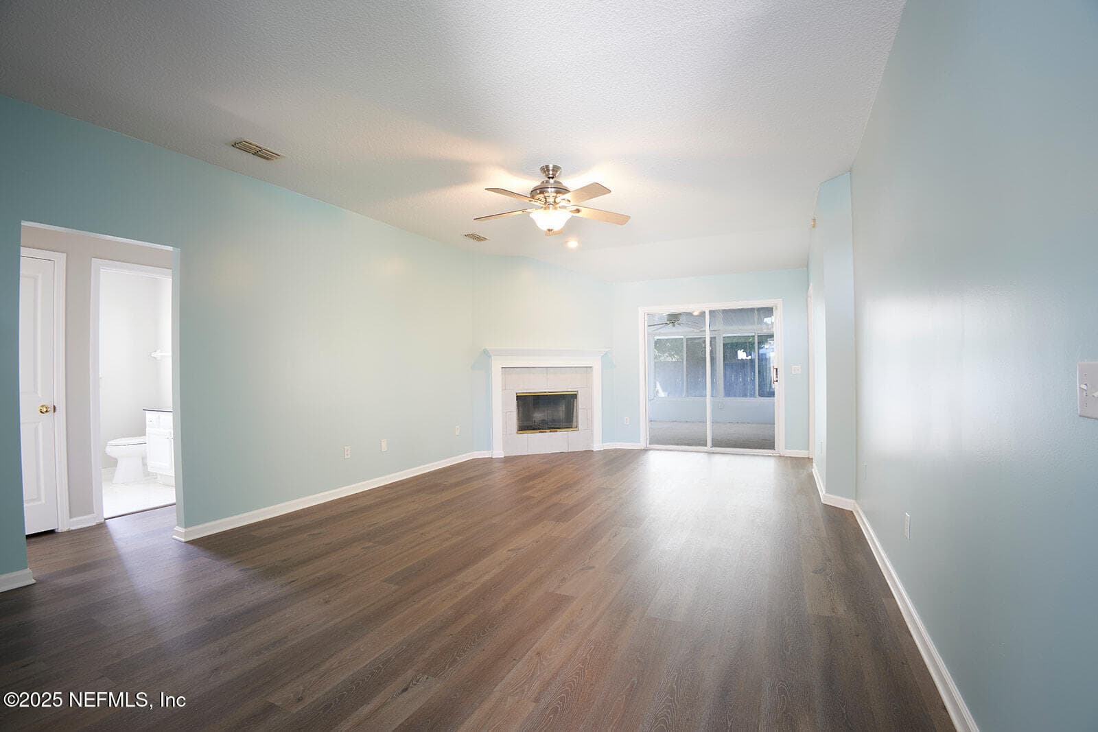 Photo 8 of 1524 LINKSIDE Drive, Atlantic Beach, FL 32233
