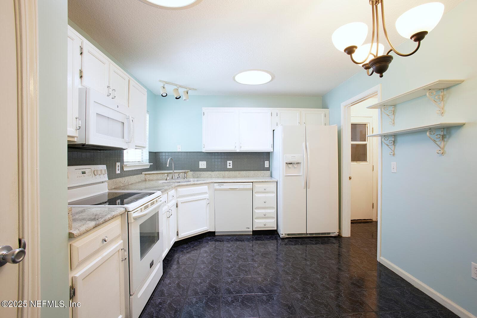 Photo 12 of 1524 LINKSIDE Drive, Atlantic Beach, FL 32233