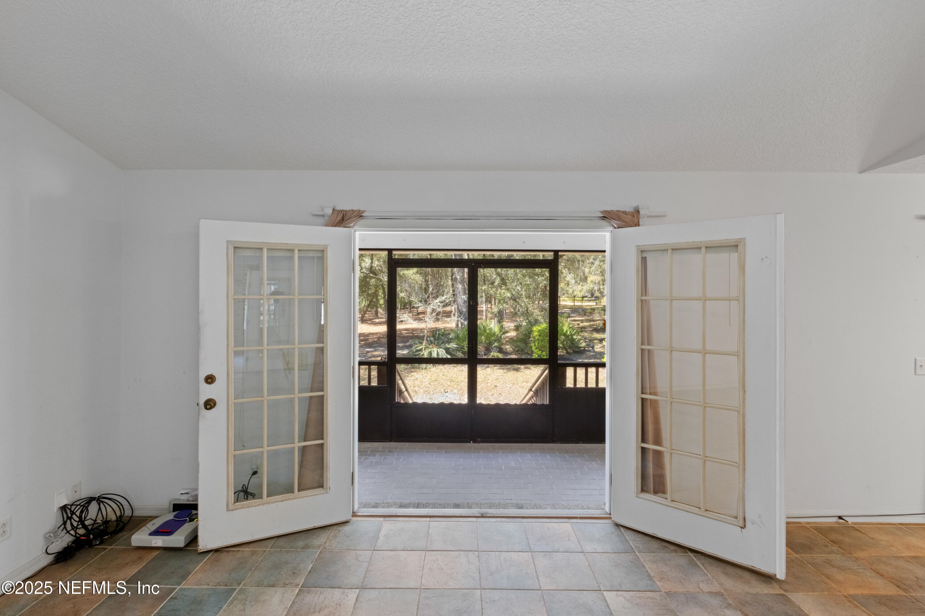 Inside Front Entrance — 163 BOOTS Road, Melrose, FL 32666