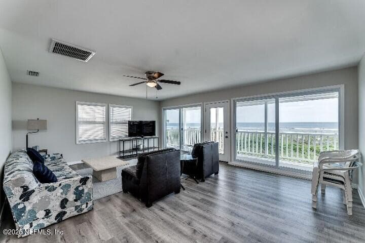 2nd floor unit — 722 OCEANFRONT S, Jacksonville Beach, FL 32250