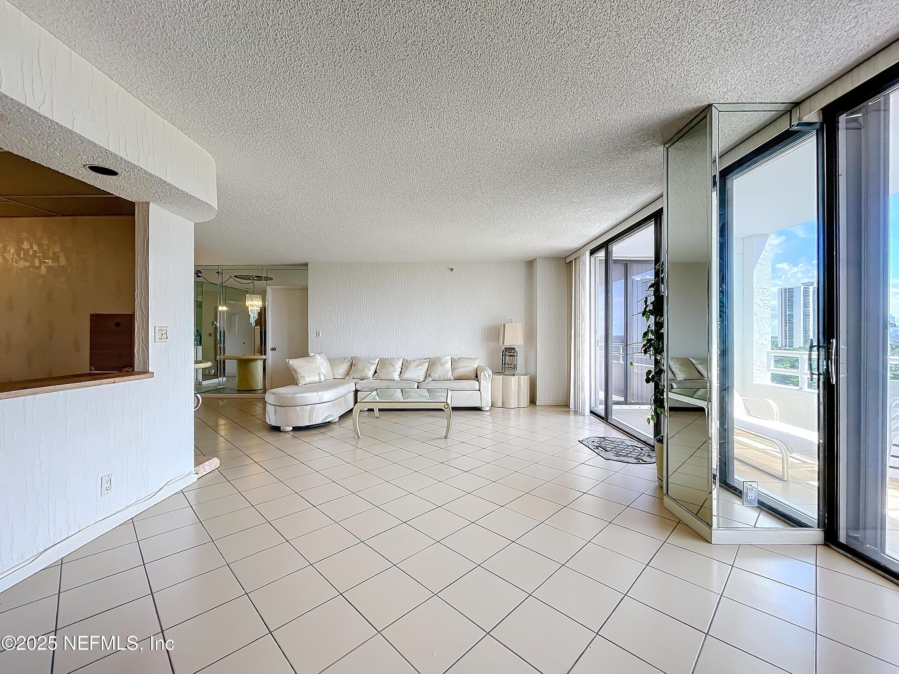 Photo 31 of 20225 NE 34TH Court 817, Miami, FL 33810