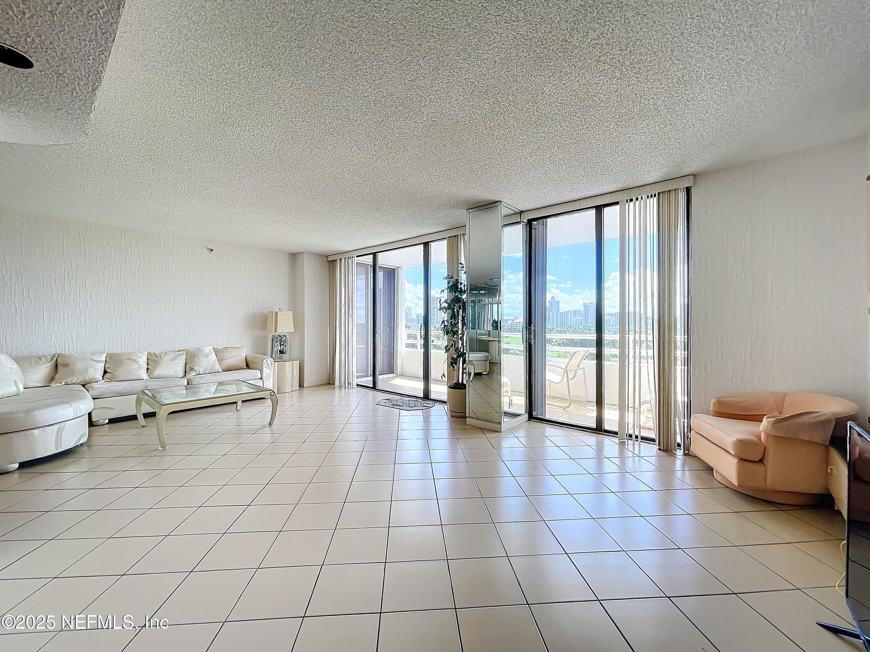 Photo 32 of 20225 NE 34TH Court 817, Miami, FL 33810