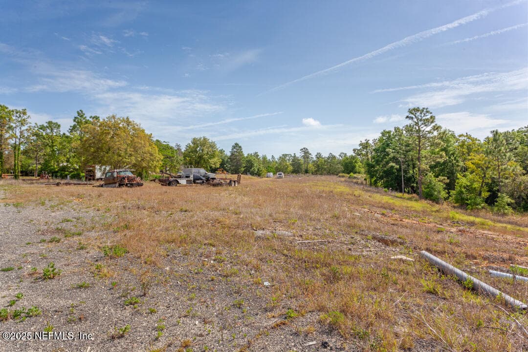 148 LAKE SHORE Drive, Hawthorne, FL 32640