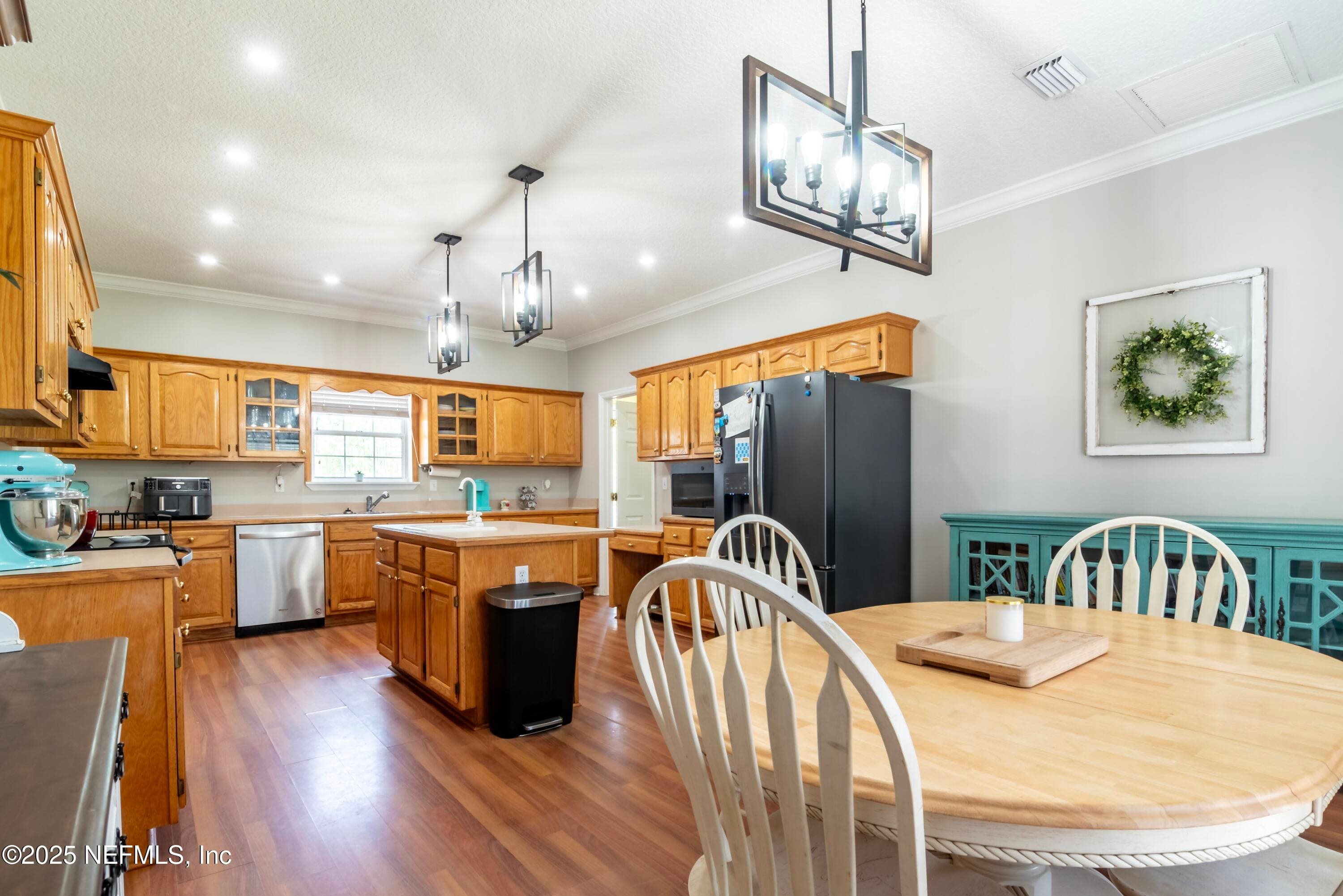 Photo 11 of 13561 ARNOLD RHODEN Road, Glen St. Mary, FL 32040