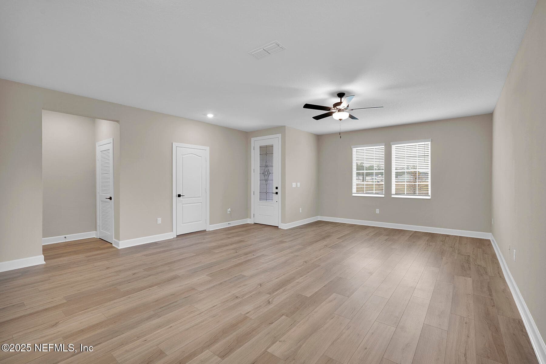 Photo 3 of 2082 FEATHEREDGE Way, Middleburg, FL 32068