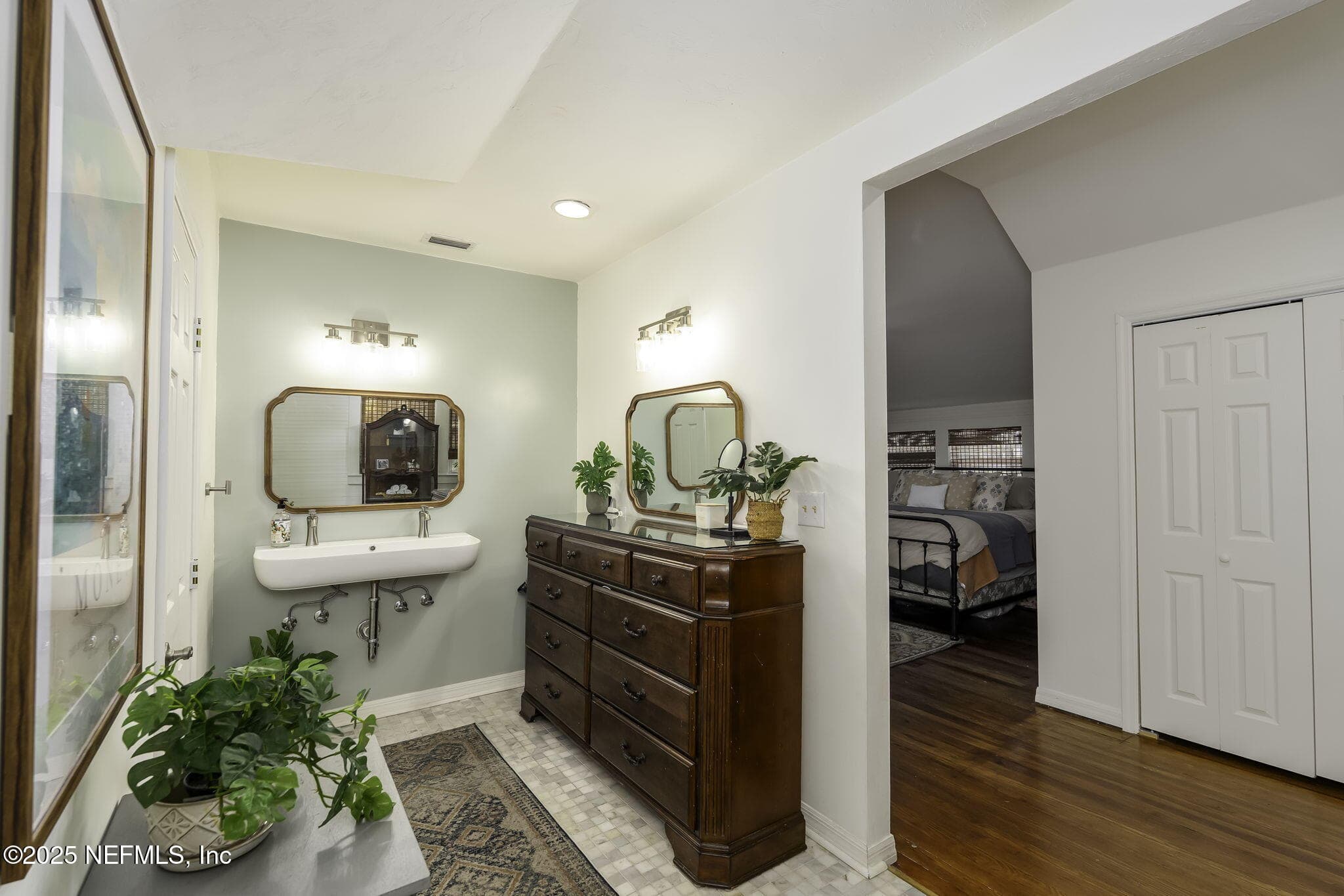 Photo 31 of 561 SE LAKEVIEW Drive, Keystone Heights, FL 32656