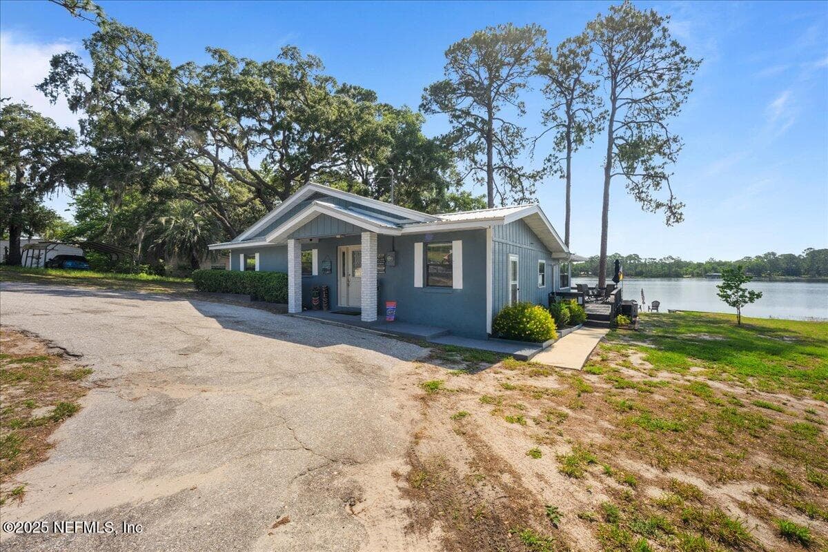 Photo 7 of 106 CARTER-WHITTAKER Lane, Pomona Park, FL 32181
