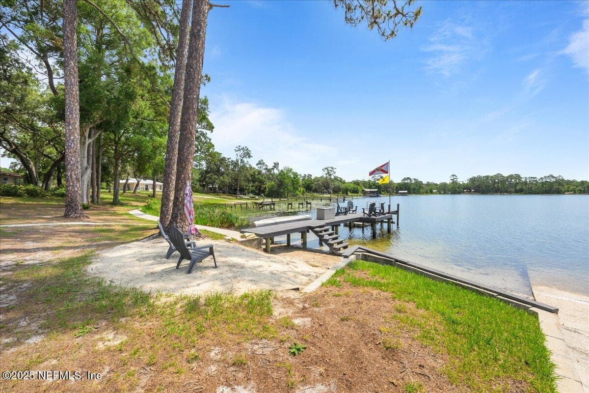 106 CARTER-WHITTAKER Lane, Pomona Park, FL 32181