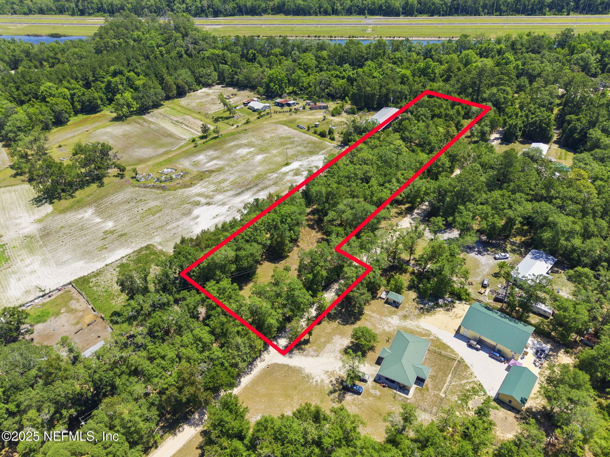 Photo 3 of 1948 WAGER Road, Green Cove Springs, FL 32043