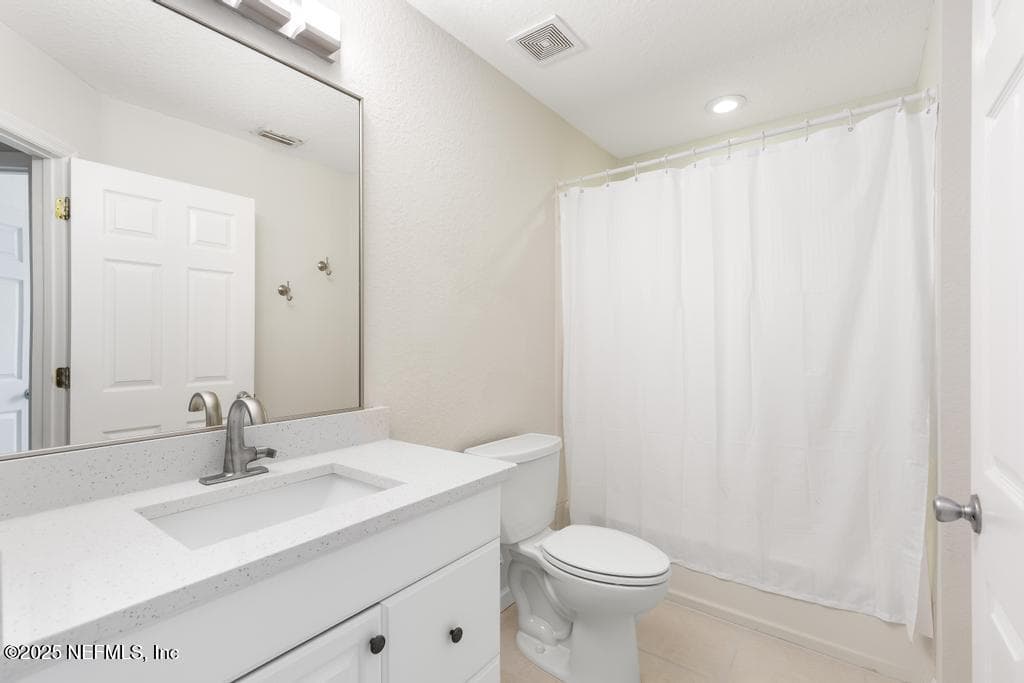 Photo 30 of 66 W 14TH Street, Atlantic Beach, FL 32233