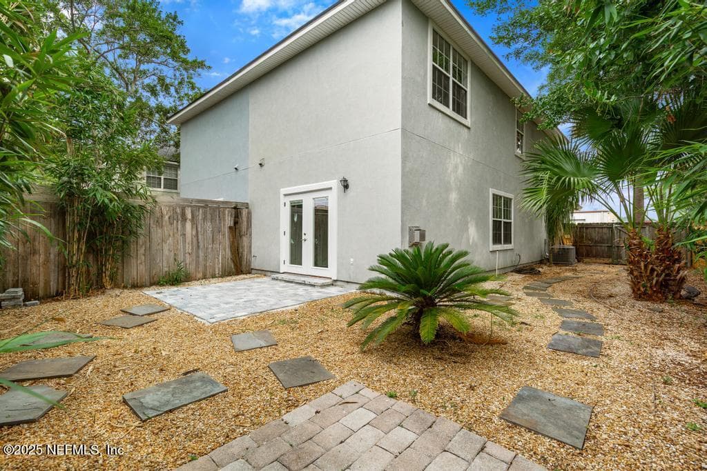 Photo 38 of 66 W 14TH Street, Atlantic Beach, FL 32233