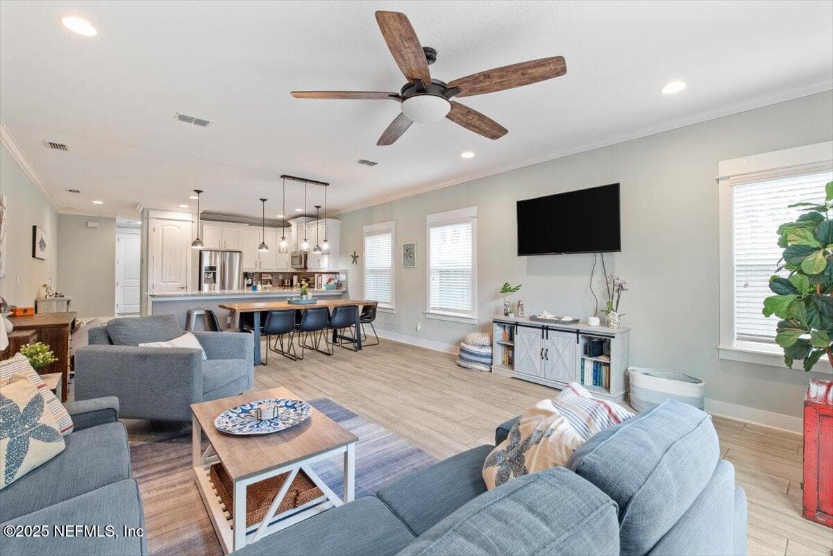 Photo 10 of 231 10TH Avenue S, Jacksonville Beach, FL 32250