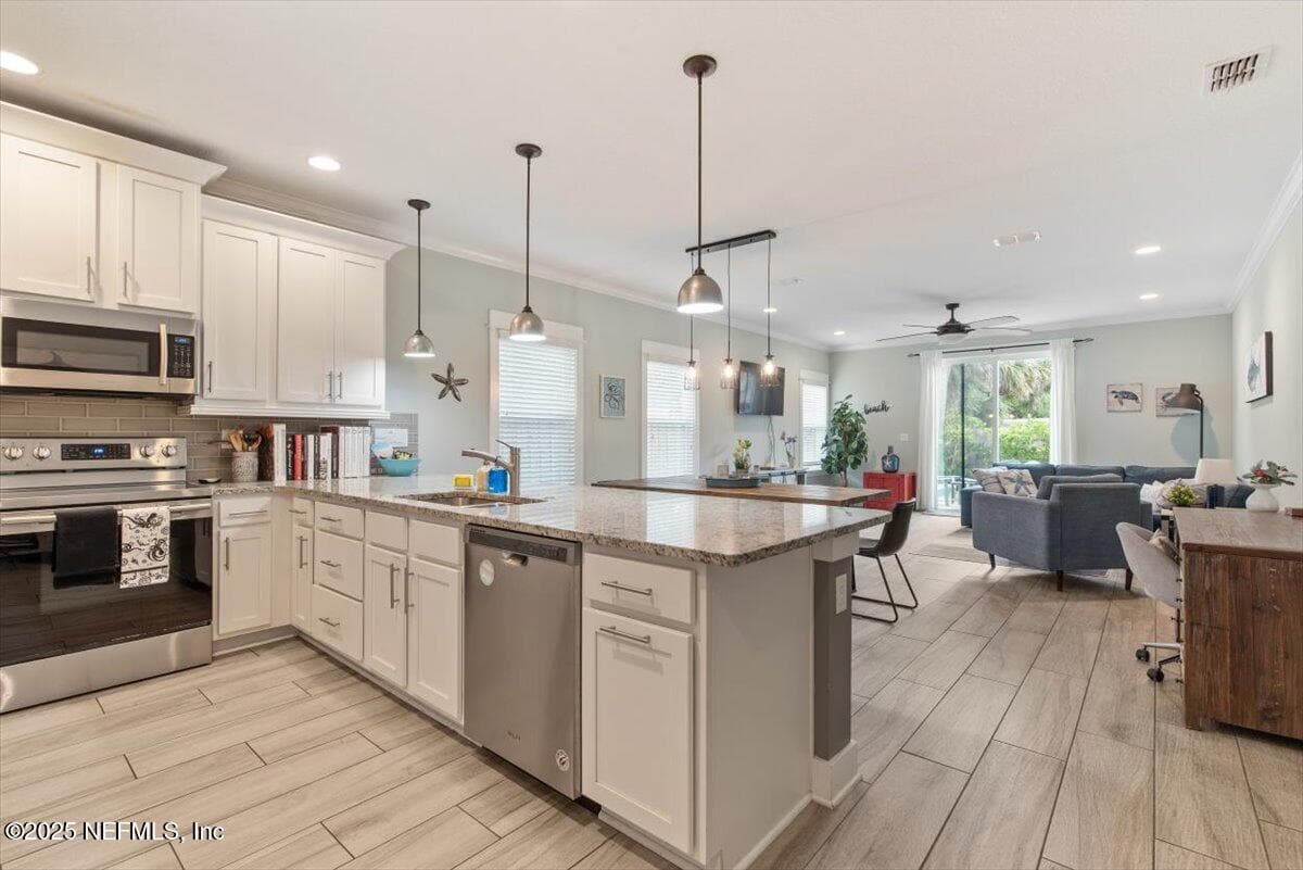 Photo 16 of 231 10TH Avenue S, Jacksonville Beach, FL 32250