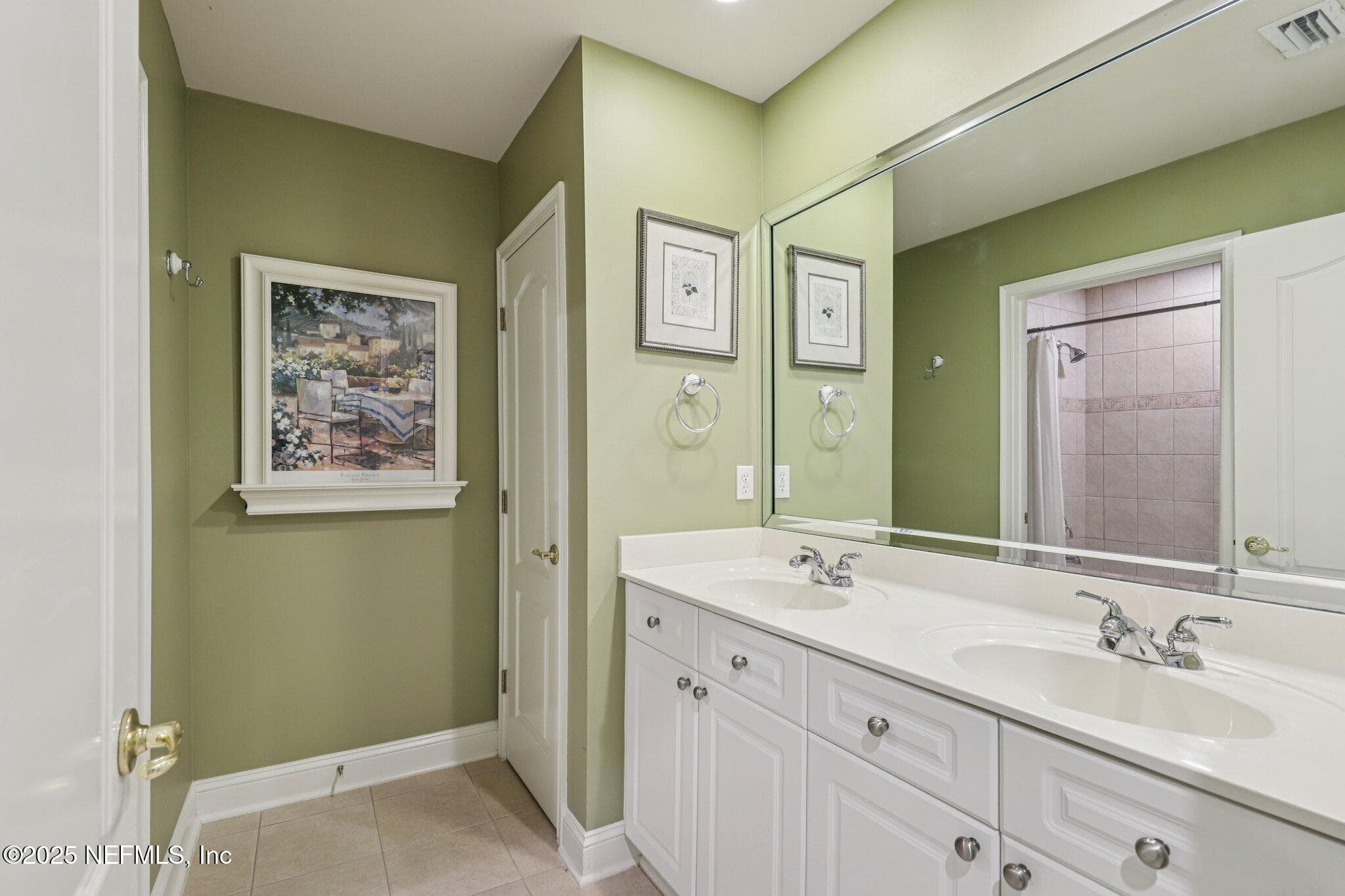 Tub and Shower combo — 4640 TUSCAN WOOD Court, St. Augustine, FL 32092