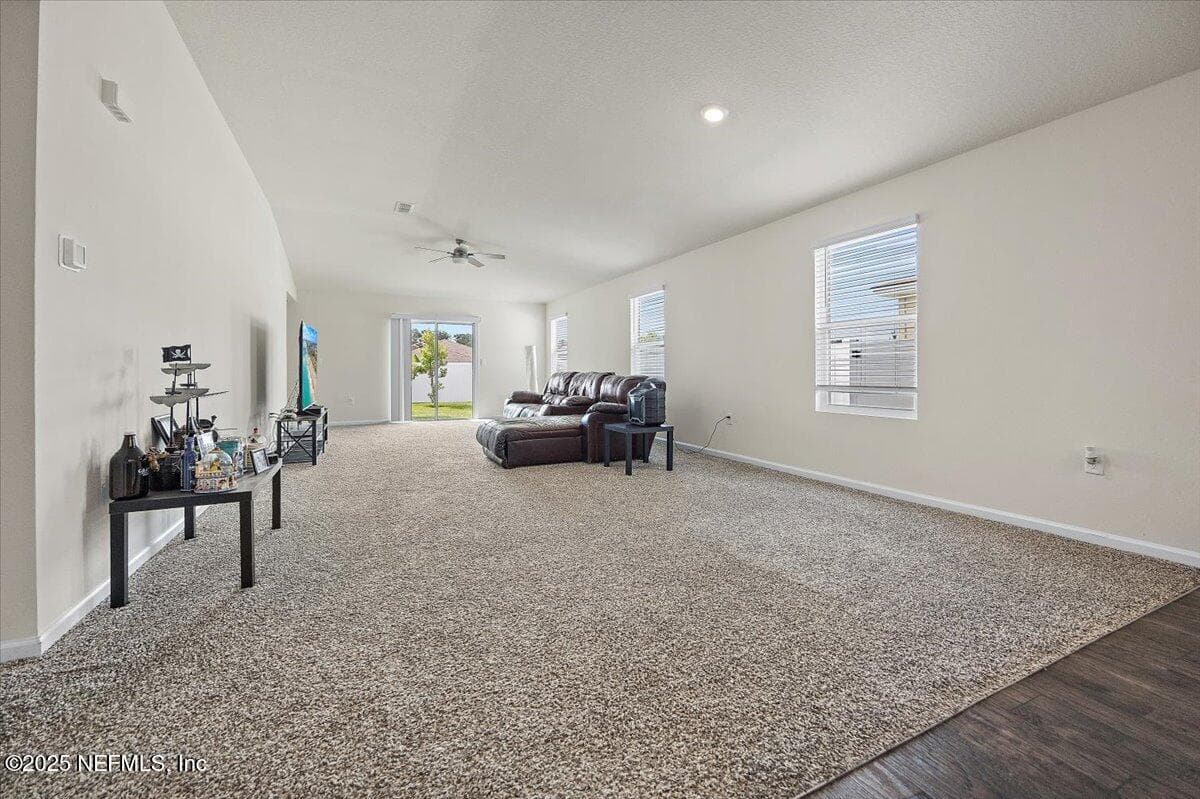 Photo 5 of 2222 WILLOW GLEN Lane, Green Cove Springs, FL 32043