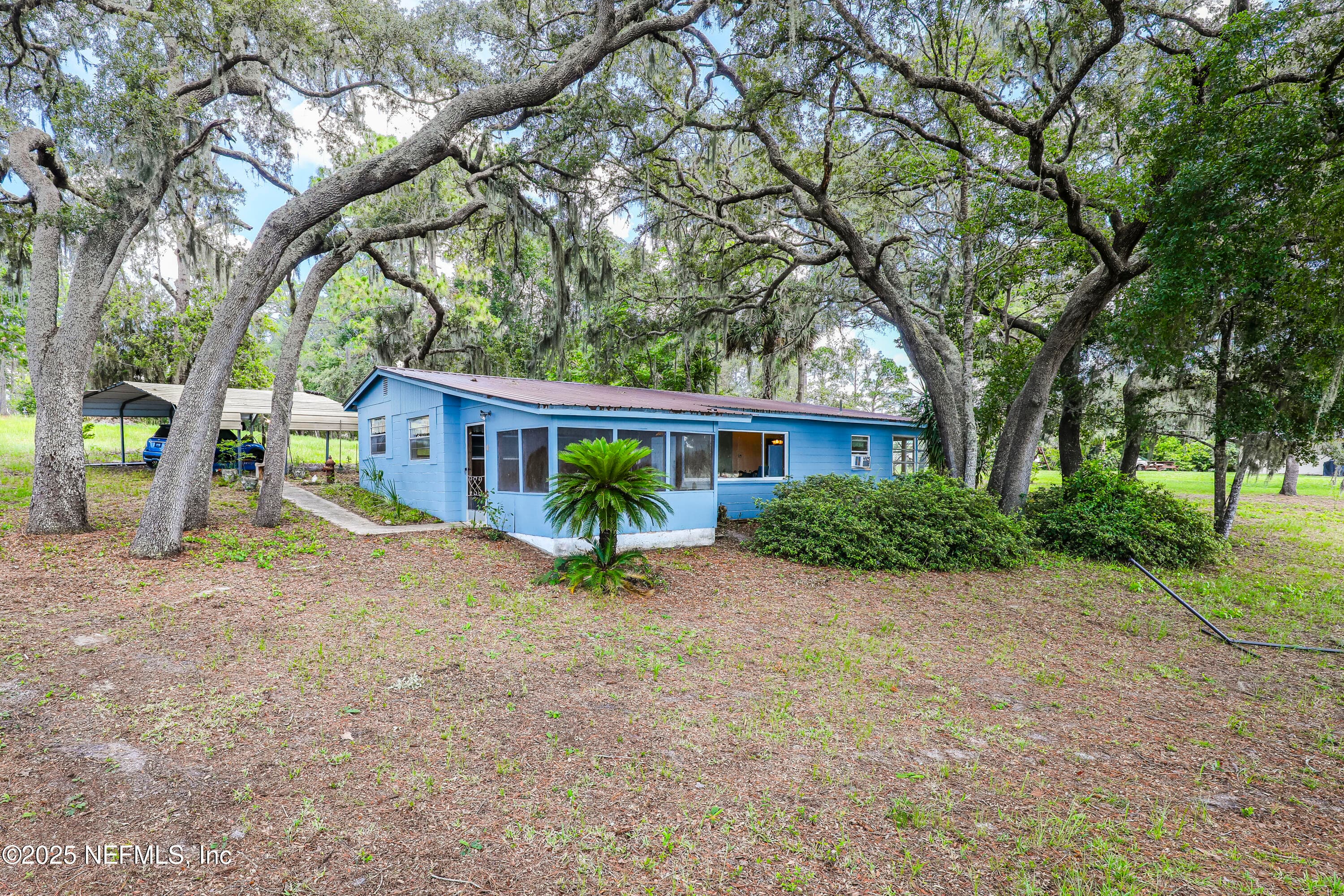 Photo 5 of 104 CARTER-WHITTAKER Lane, Pomona Park, FL 32181