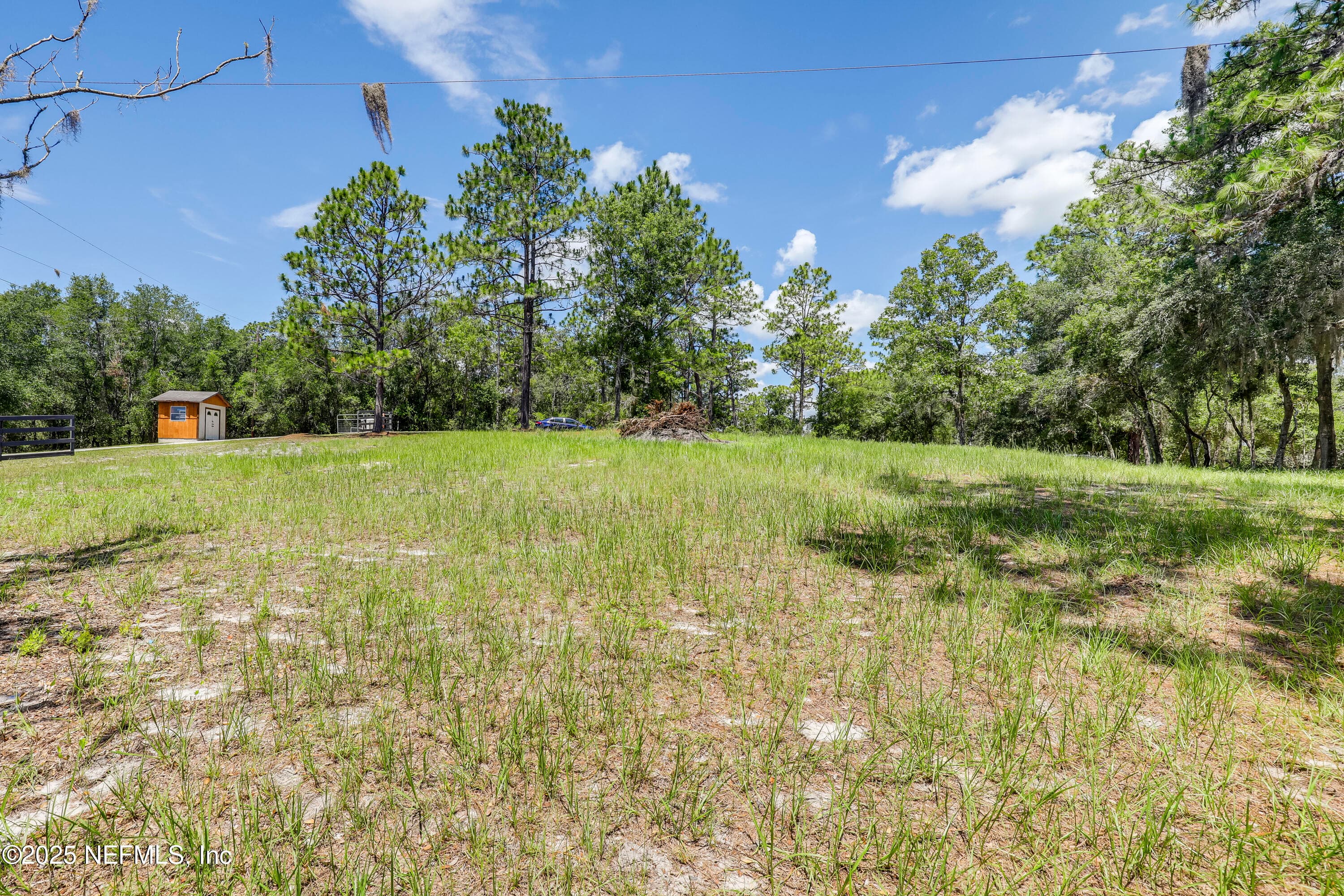 Photo 7 of 104 CARTER-WHITTAKER Lane, Pomona Park, FL 32181