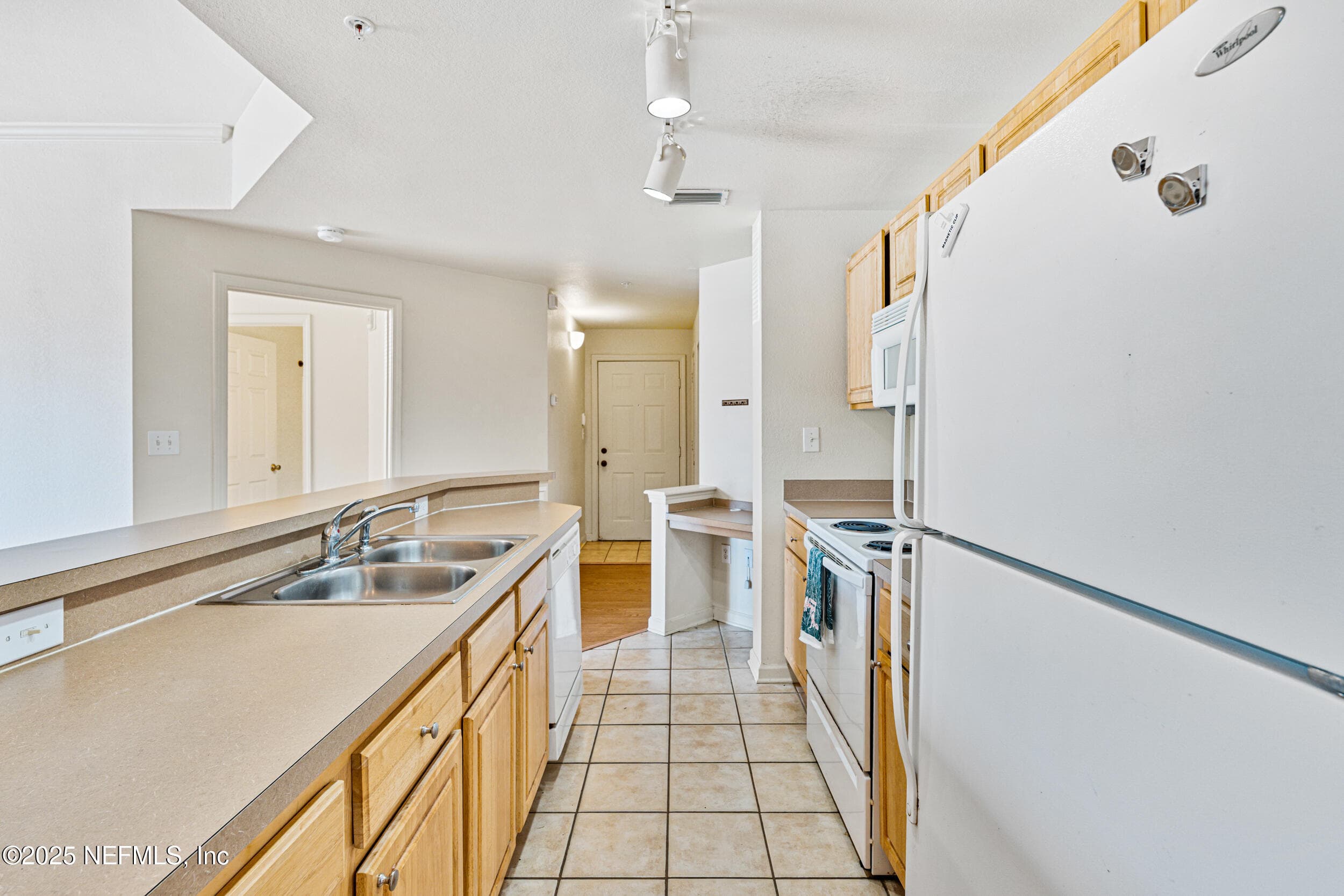 Photo 12 of 410 VILLA SAN MARCO Drive 203, St. Augustine, FL 32086