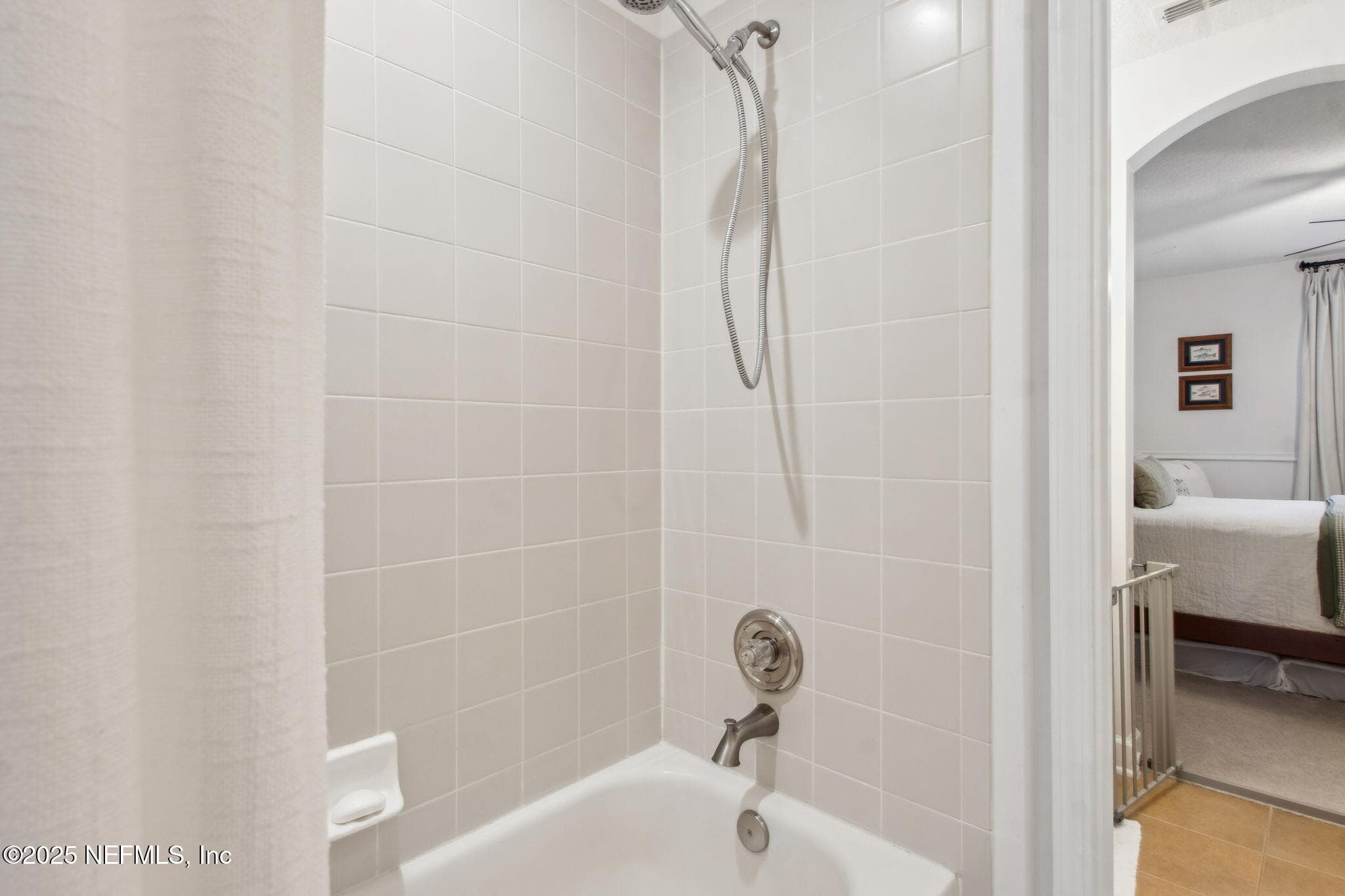 Jack & Jill Bathroom — 85488 SAGAPONACK Drive, Fernandina Beach, FL 32034