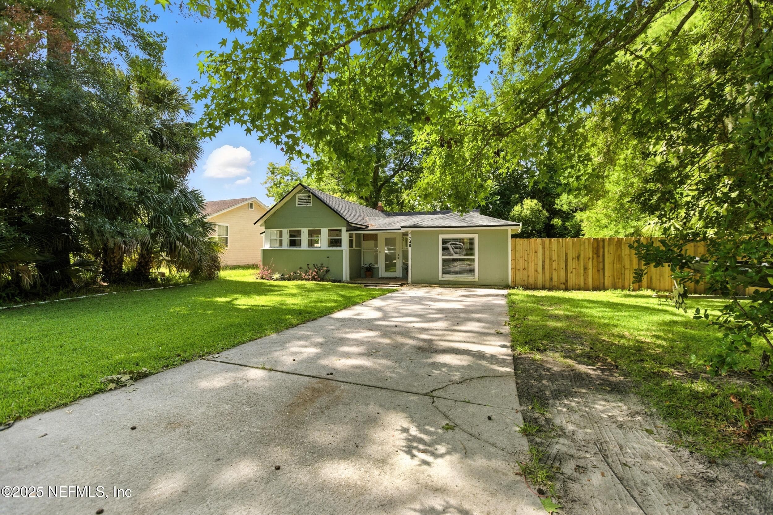 Photo 3 of 1740 PARKWOOD Street, Jacksonville, FL 32207