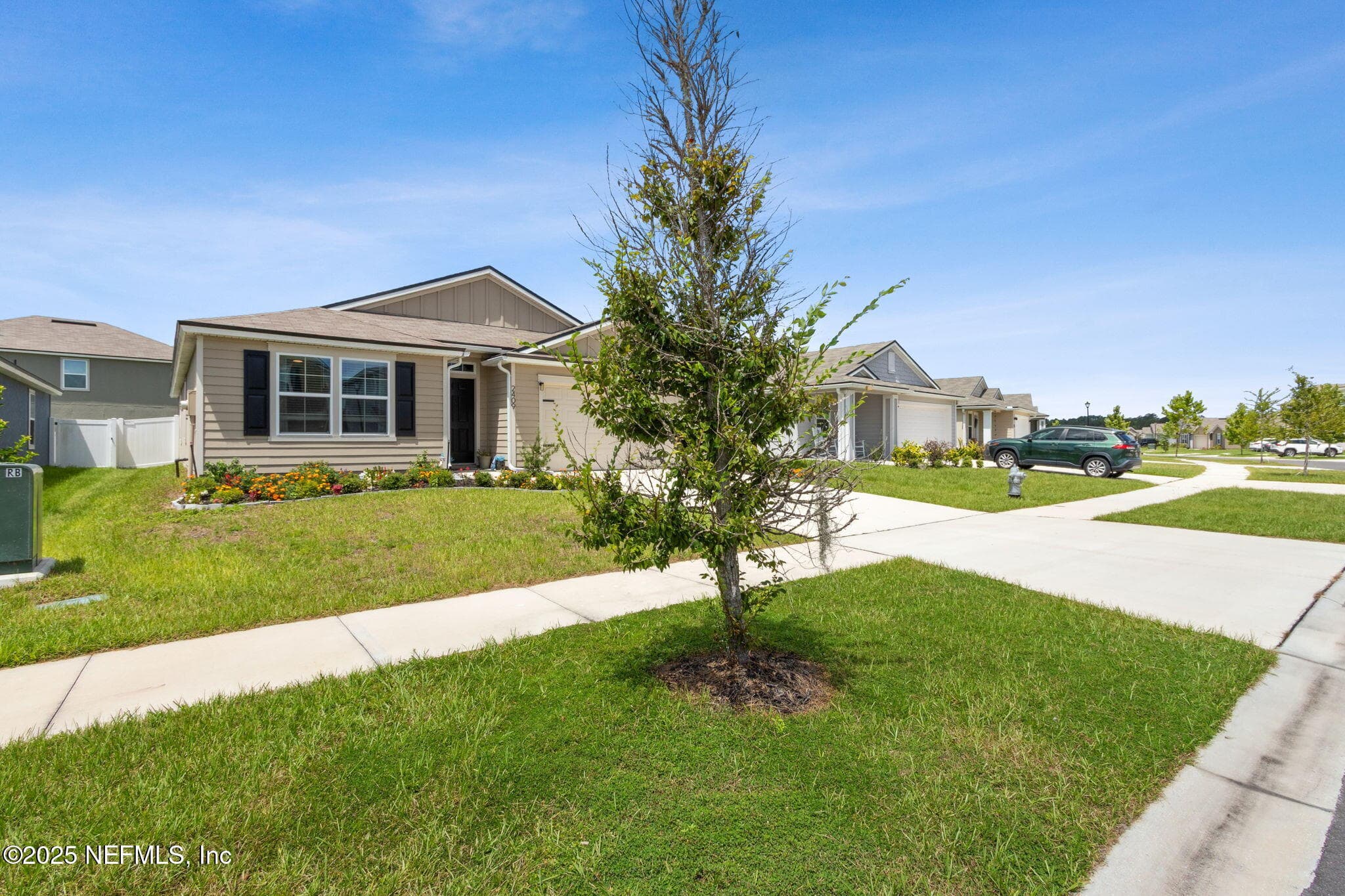 Photo 3 of 2409 FALLING STAR Lane, Green Cove Springs, FL 32043