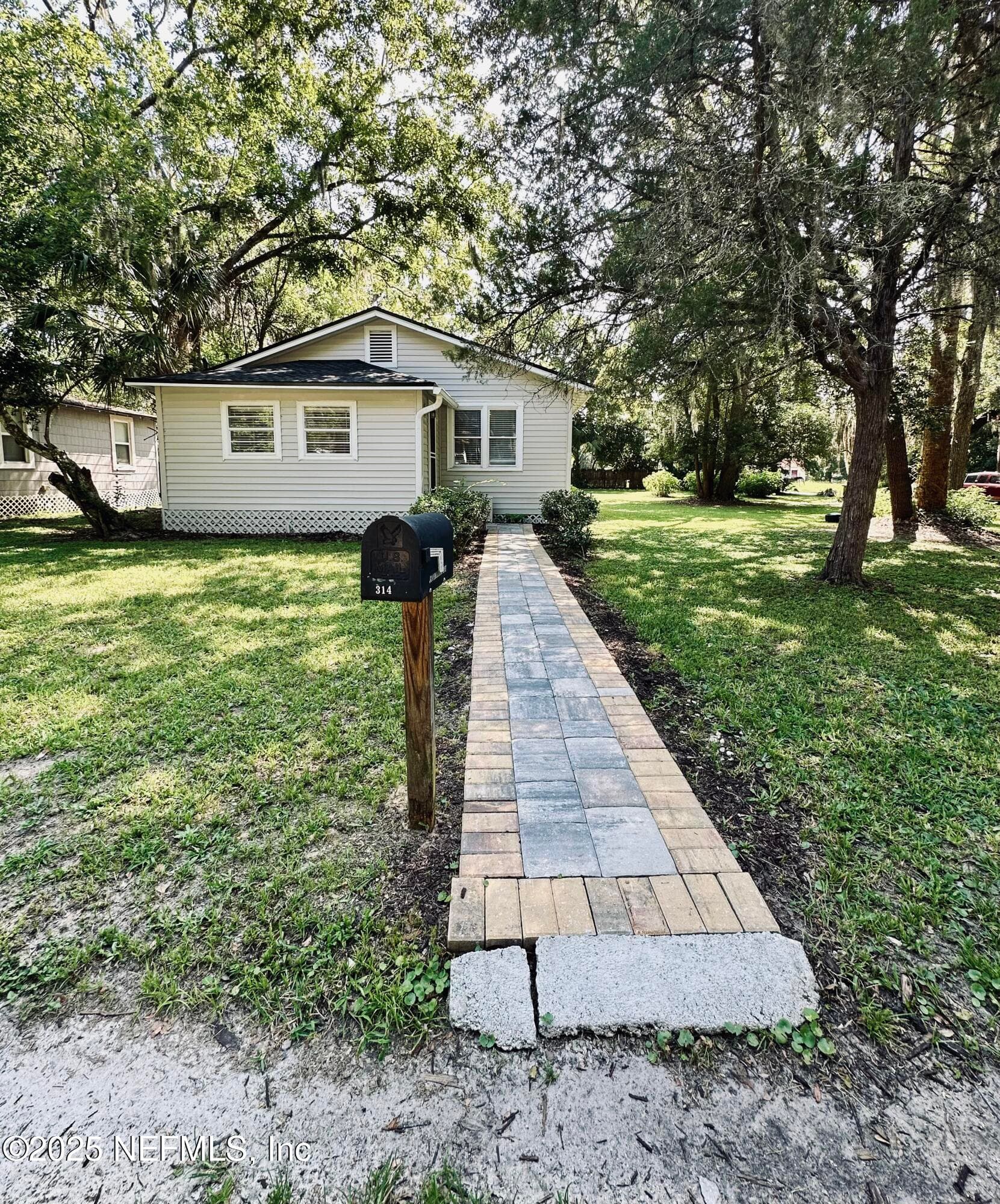 Photo 2 of 314 PALMETTO Avenue, Green Cove Springs, FL 32043