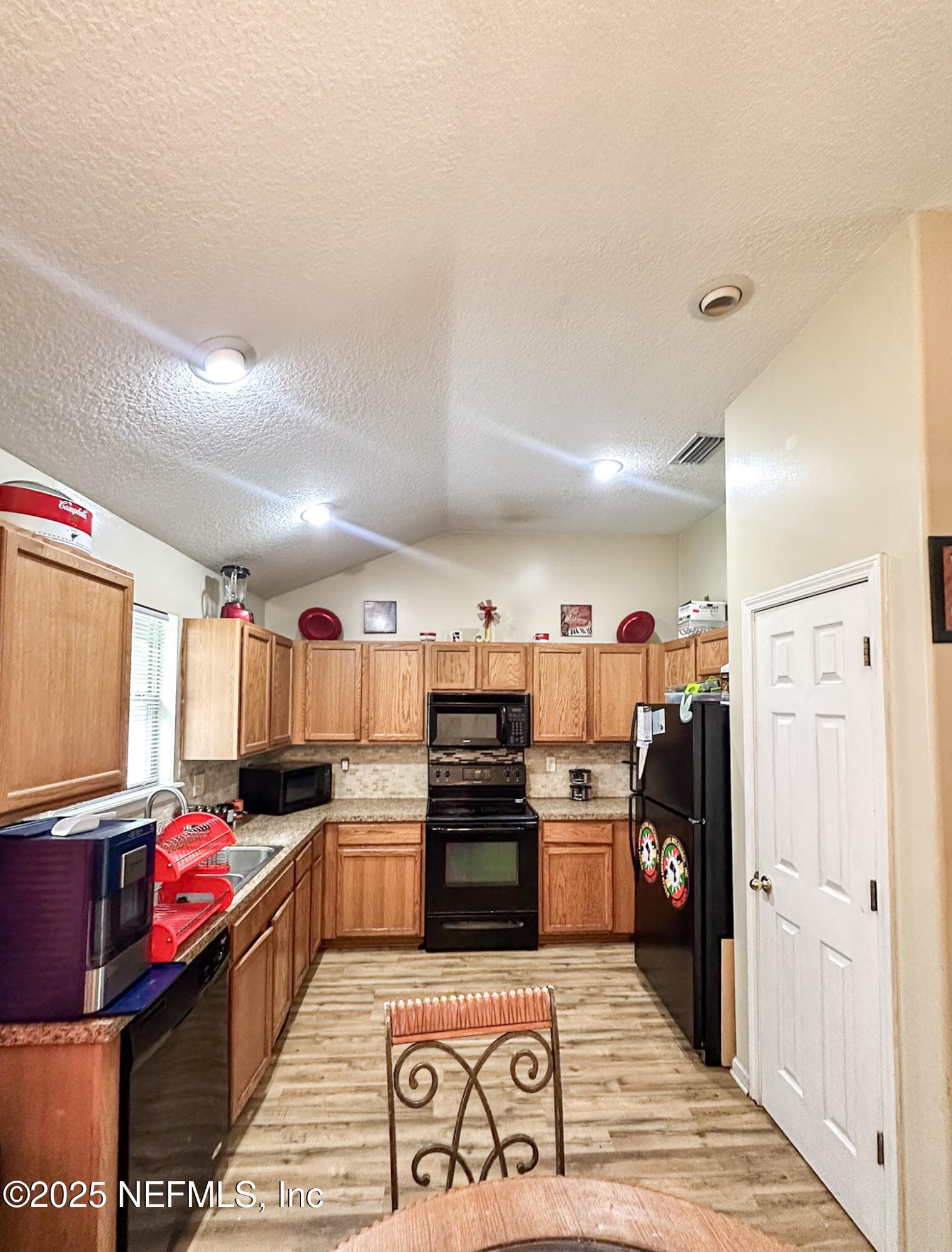 Photo 10 of 242 MANGO Drive, Palatka, FL 32177
