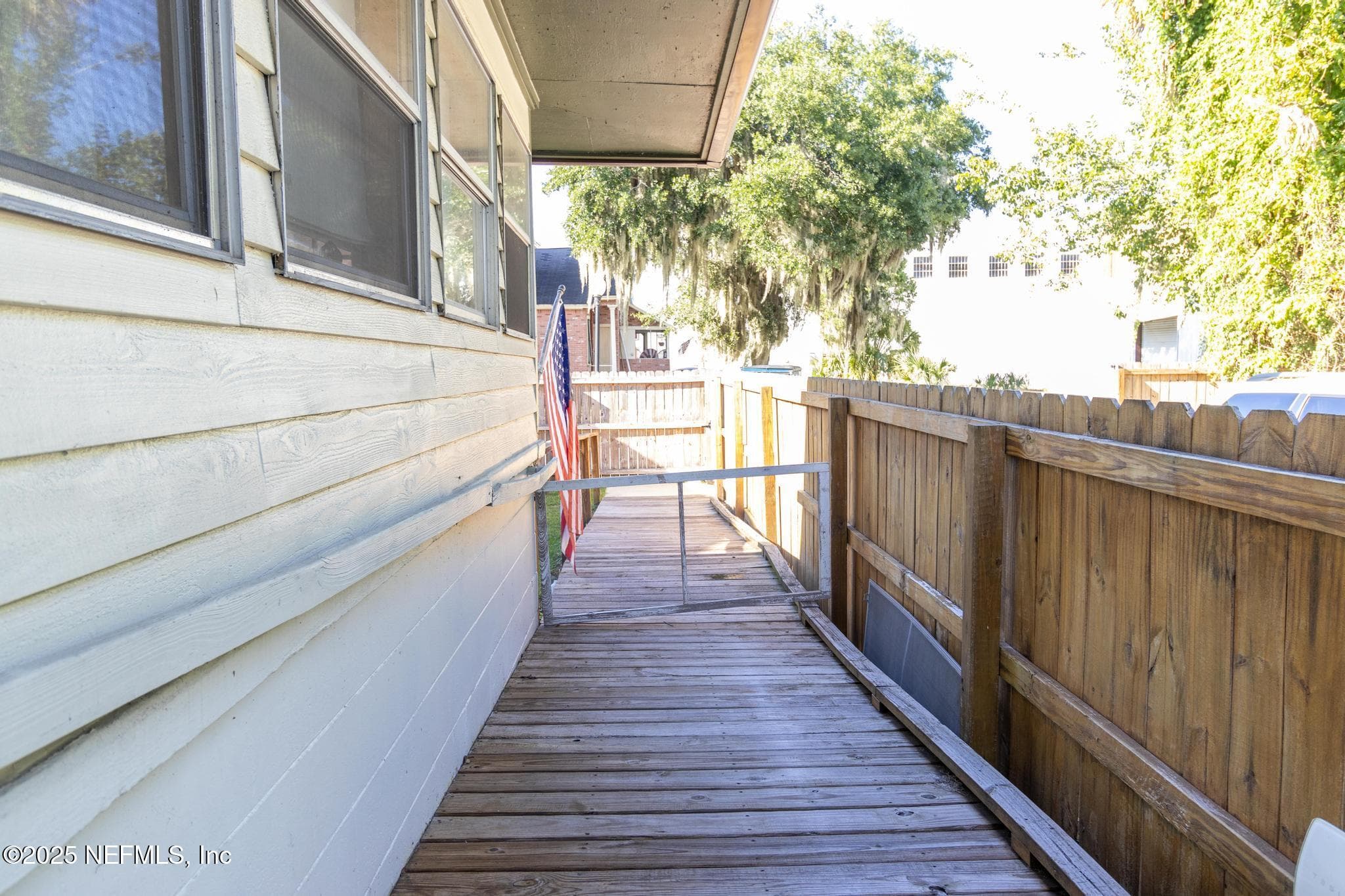 Photo 6 of 117 S 3RD Street, Palatka, FL 32177