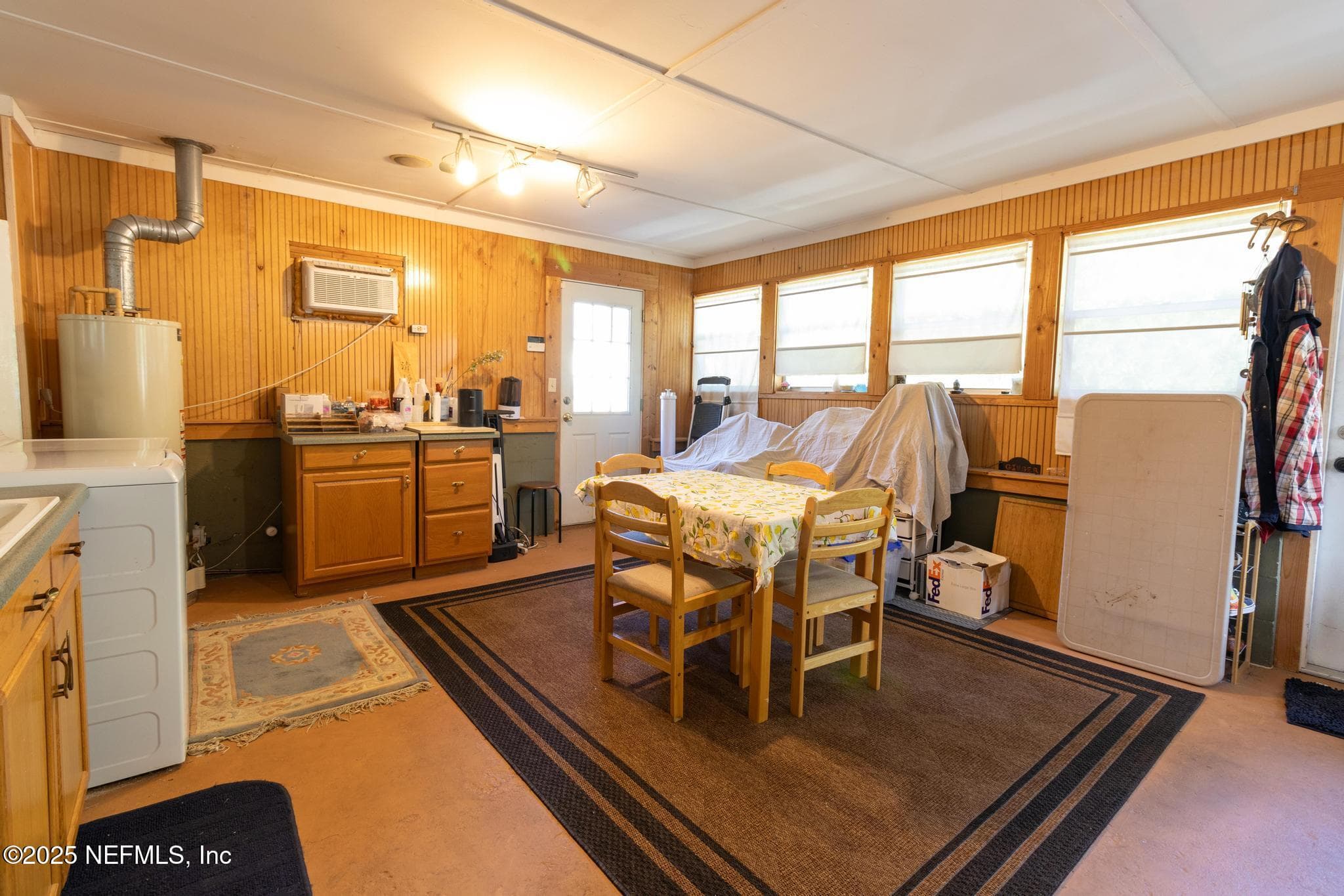 Photo 43 of 117 S 3RD Street, Palatka, FL 32177