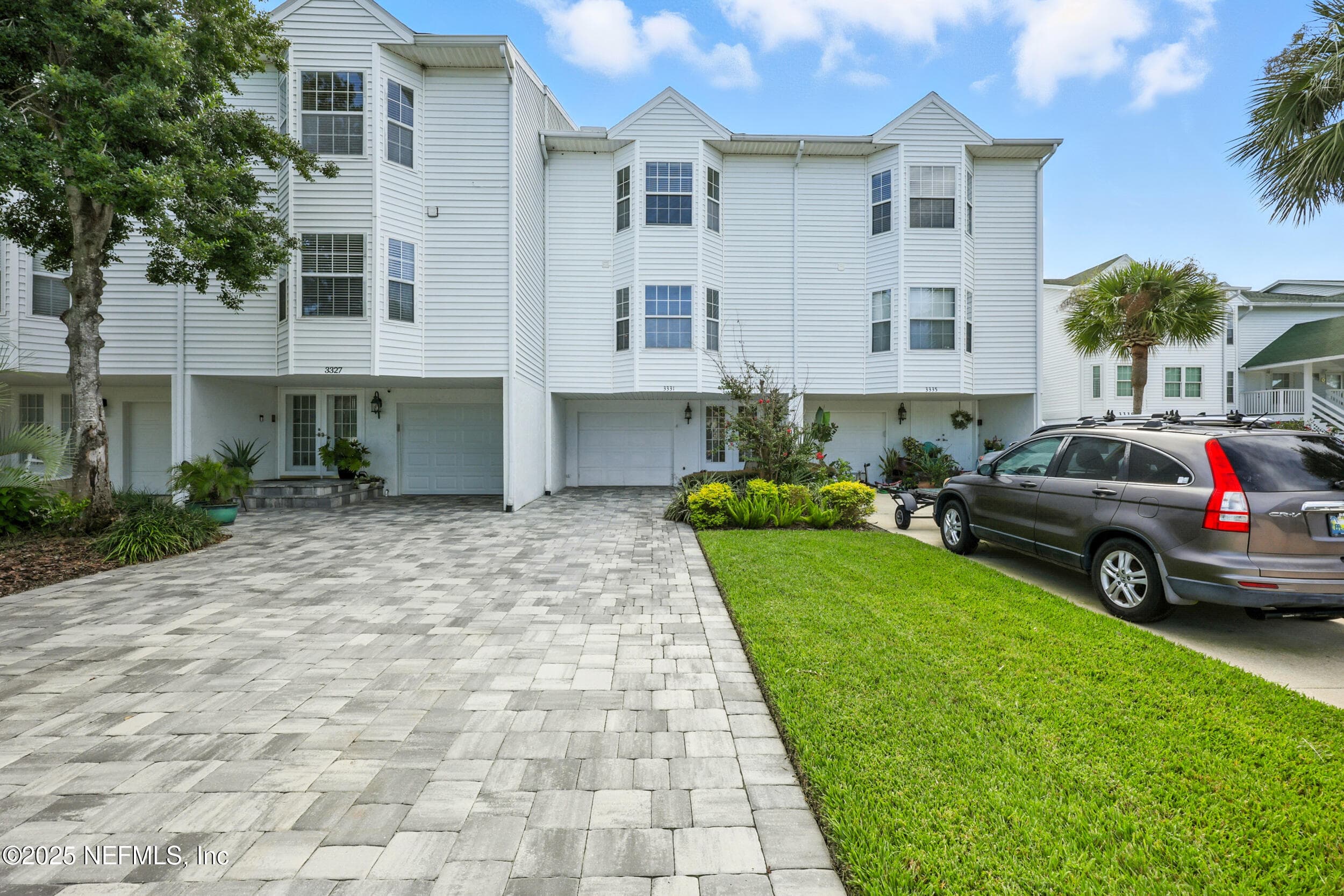 Photo 2 of 3331 LIGHTHOUSE POINT Lane, Jacksonville, FL 32250